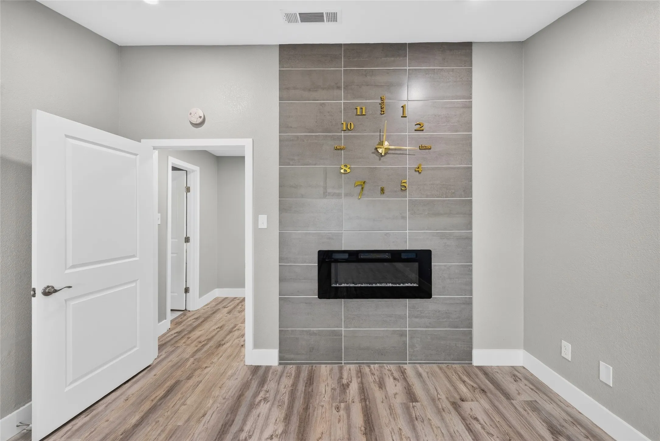 Single Family Residence For Rent in Collin County , 3903 Dublin Road, Parker, Texas 75002, 2 Bedroom, 2 Bathroom, 2 Garage spaces, 1,842 Sqft, built in 1976, mls#21374001, Real Estate Agent in Parker, Homes For Rent in Collin county, Homes For Rent in Parker, Realtor in Parker Texas, Real Estate Brokerage Independent Realty Texas, Luminita Cordes Realtor