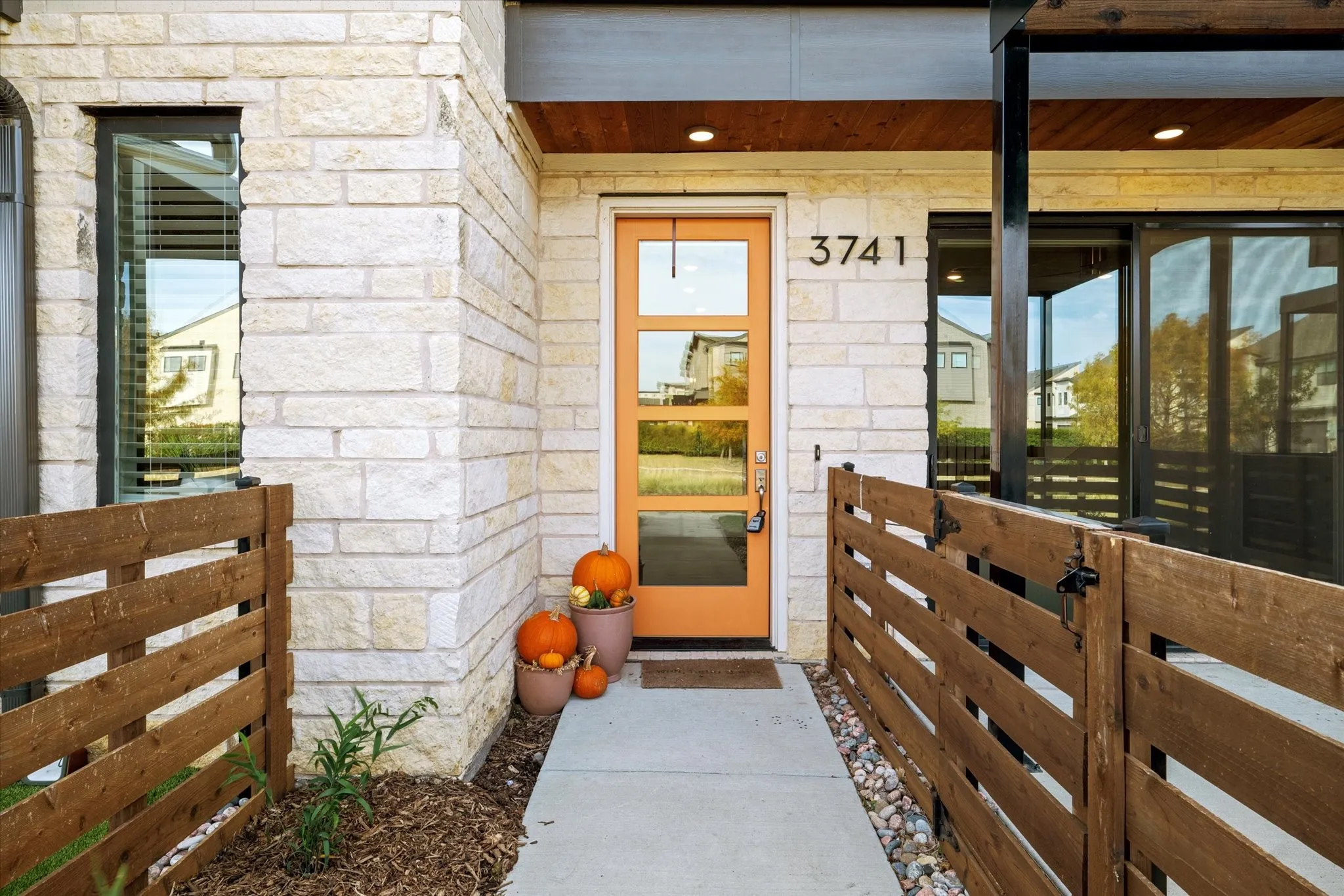 Single Family Residence For Rent in Denton County , 3741 Pine Leaf Lane, Prosper, Texas 75078, 2 Bedroom, 3 Bathroom, 2 Garage spaces, 1,415 Sqft, built in 2020, mls#21374043, Real Estate Agent in Prosper, Homes For Rent in Denton county, Homes For Rent in Prosper, Realtor in Prosper Texas, Real Estate Brokerage Independent Realty Texas, Luminita Cordes Realtor