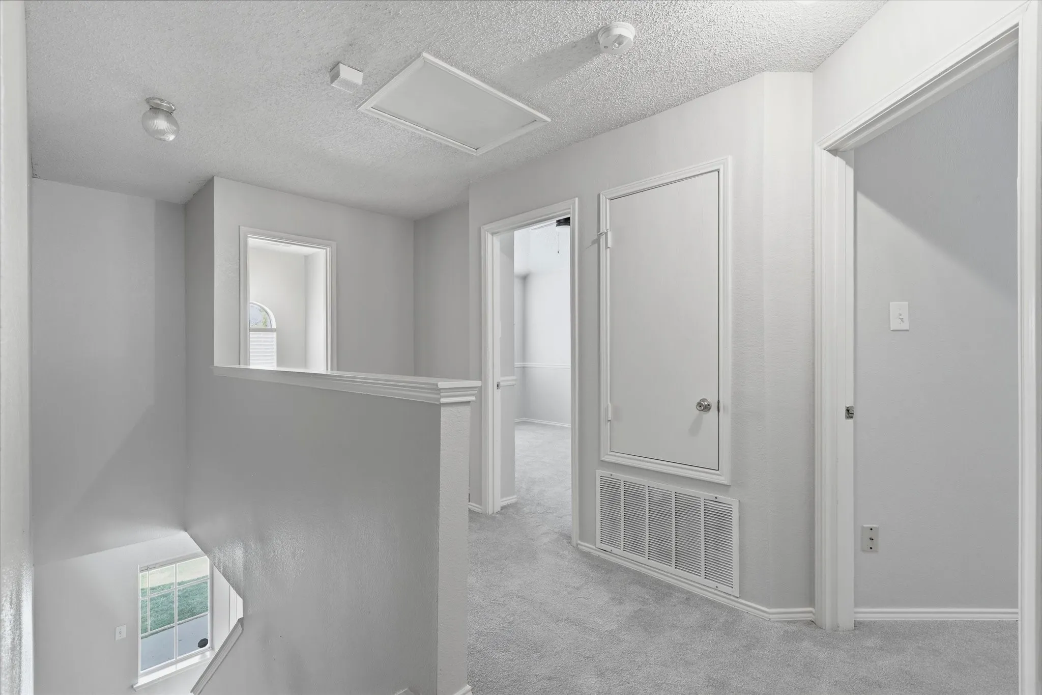 Single Family Residence For Sale in Kaufman County , 527 Tumbleweed Drive, Forney, Texas 75126, 4 Bedroom, 3 Bathroom, 2 Garage spaces, 2,102 Sqft, built in 2002, mls#21374068, Real Estate Agent in Forney, Homes For Sale in Kaufman county, Homes For Sale in Forney, Realtor in Forney Texas, Real Estate Brokerage Independent Realty Texas, Luminita Cordes Realtor