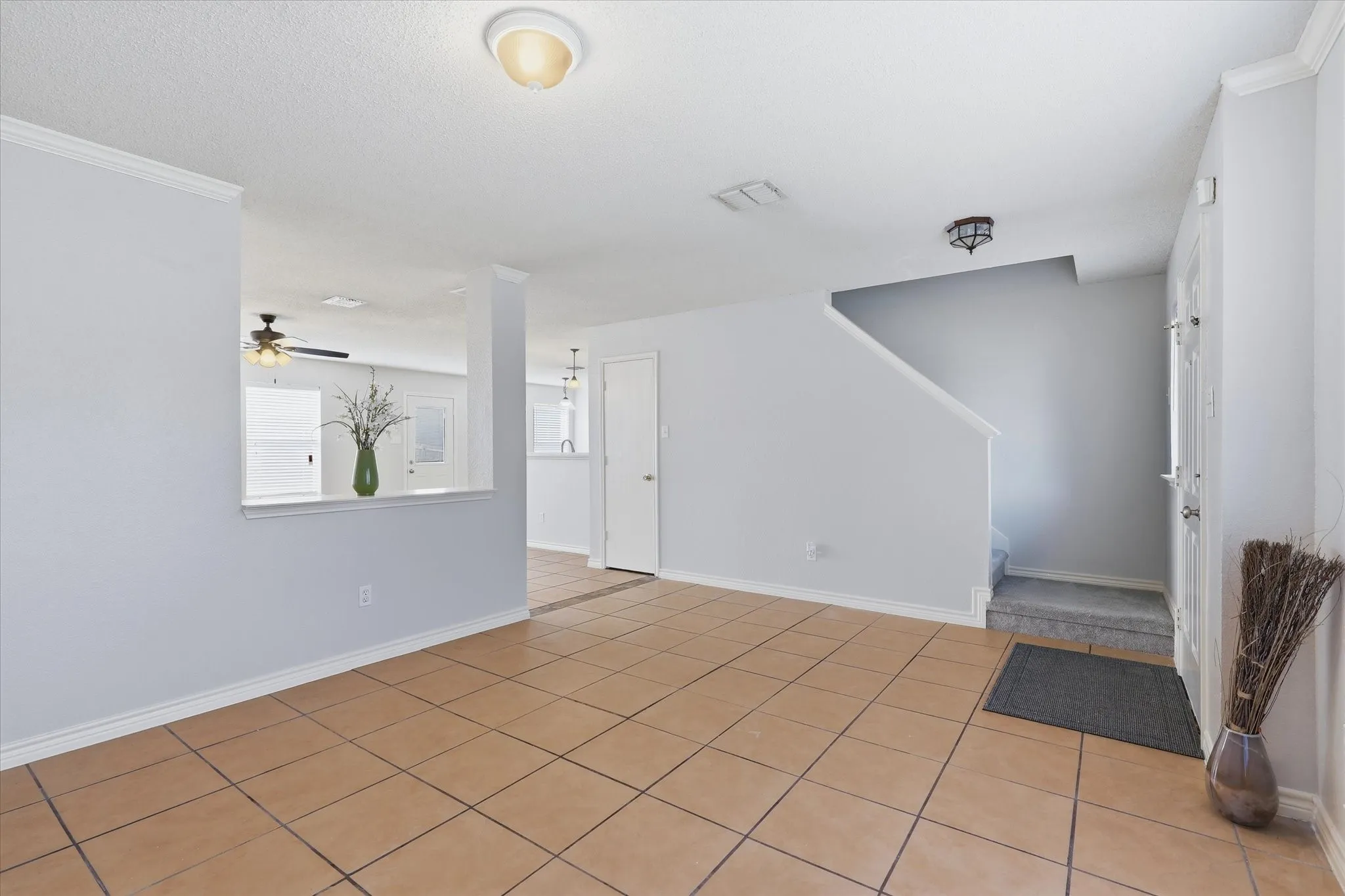 Single Family Residence For Sale in Kaufman County , 527 Tumbleweed Drive, Forney, Texas 75126, 4 Bedroom, 3 Bathroom, 2 Garage spaces, 2,102 Sqft, built in 2002, mls#21374068, Real Estate Agent in Forney, Homes For Sale in Kaufman county, Homes For Sale in Forney, Realtor in Forney Texas, Real Estate Brokerage Independent Realty Texas, Luminita Cordes Realtor