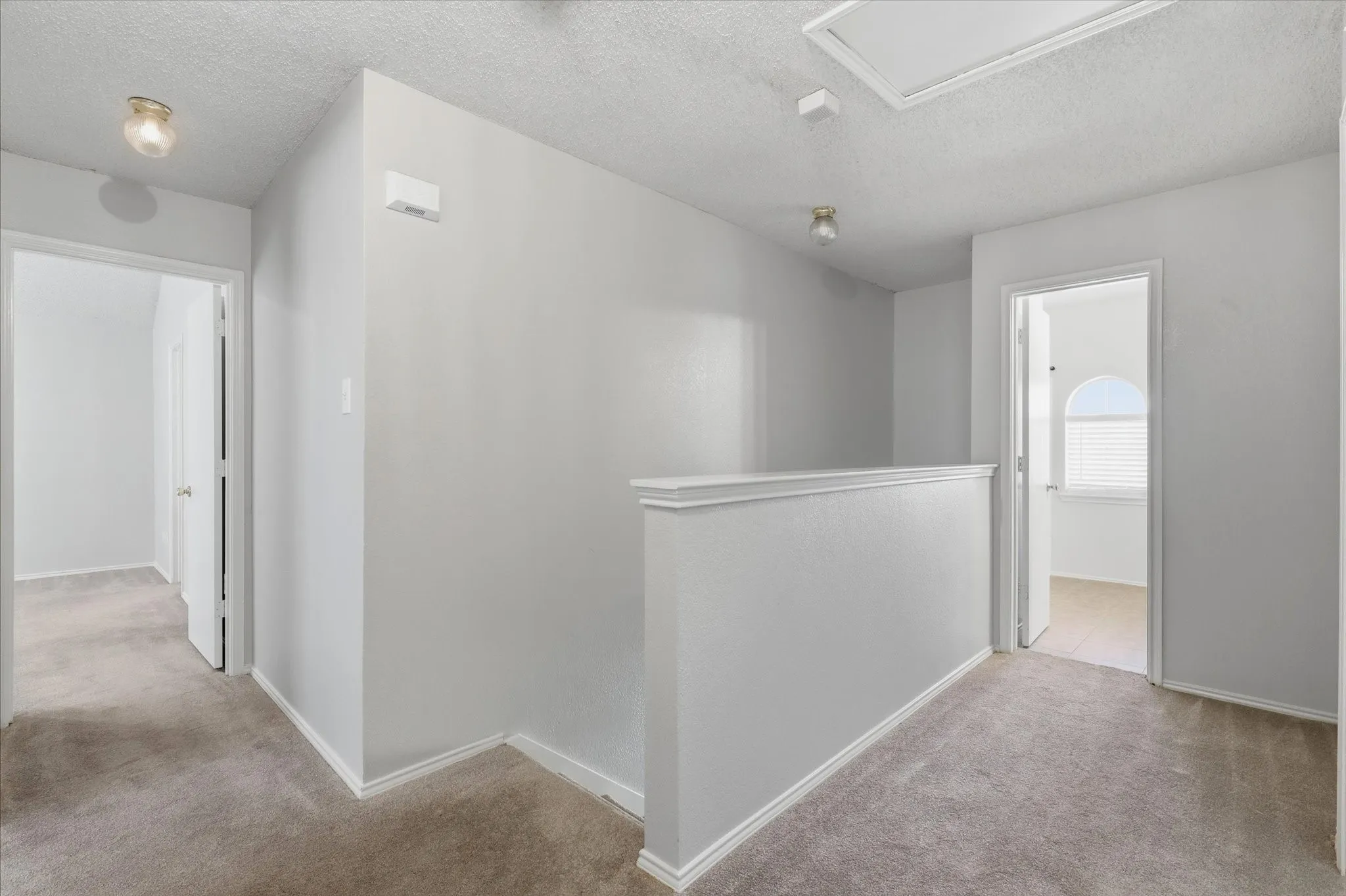 Single Family Residence For Sale in Kaufman County , 527 Tumbleweed Drive, Forney, Texas 75126, 4 Bedroom, 3 Bathroom, 2 Garage spaces, 2,102 Sqft, built in 2002, mls#21374068, Real Estate Agent in Forney, Homes For Sale in Kaufman county, Homes For Sale in Forney, Realtor in Forney Texas, Real Estate Brokerage Independent Realty Texas, Luminita Cordes Realtor