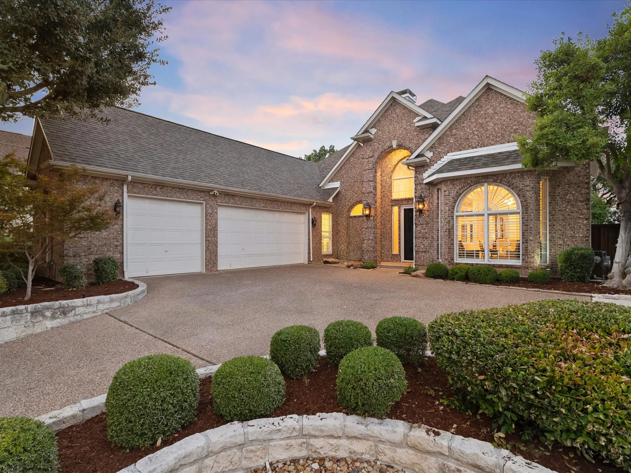 Single Family Residence For Sale in Denton County , 6713 Columbine Way, Plano, Texas 75093, 4 Bedroom, 4 Bathroom, 3 Garage spaces, 3,890 Sqft, built in 1995, mls#21374071, Real Estate Agent in Plano, Homes For Sale in Denton county, Homes For Sale in Plano, Realtor in Plano Texas, Real Estate Brokerage Independent Realty Texas, Luminita Cordes Realtor