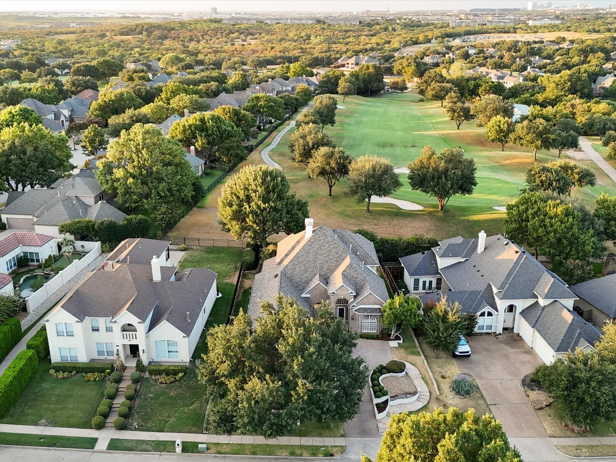 Single Family Residence For Sale in Denton County , 6713 Columbine Way, Plano, Texas 75093, 4 Bedroom, 4 Bathroom, 3 Garage spaces, 3,890 Sqft, built in 1995, mls#21374071, Real Estate Agent in Plano, Homes For Sale in Denton county, Homes For Sale in Plano, Realtor in Plano Texas, Real Estate Brokerage Independent Realty Texas, Luminita Cordes Realtor