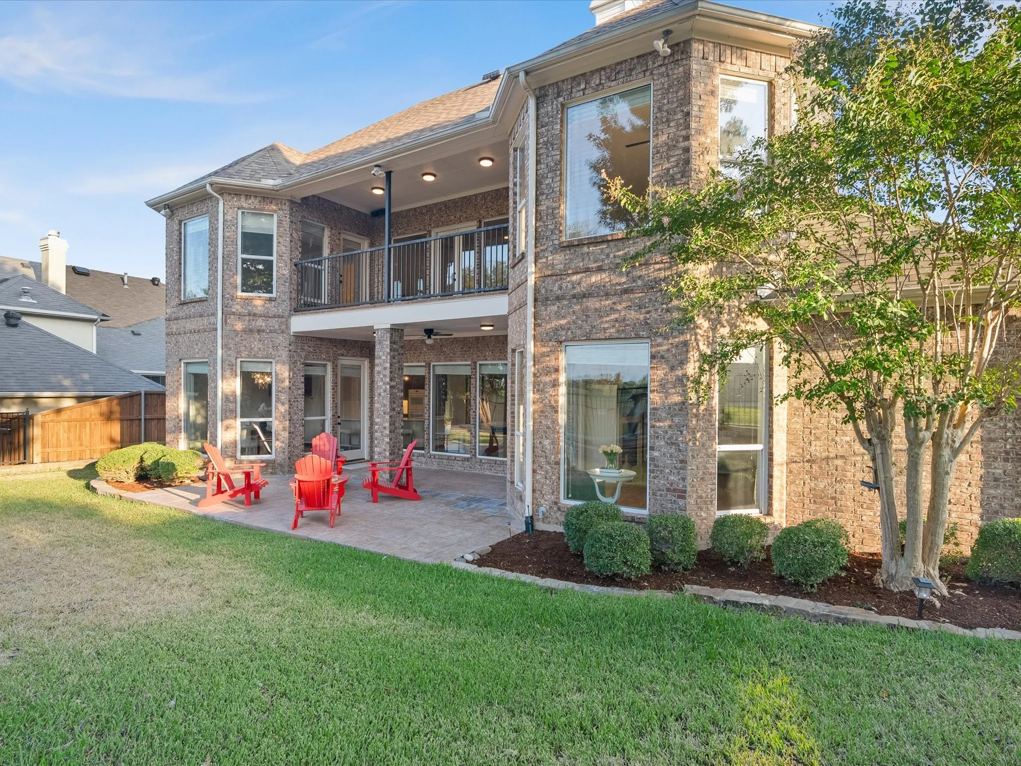 Single Family Residence For Sale in Denton County , 6713 Columbine Way, Plano, Texas 75093, 4 Bedroom, 4 Bathroom, 3 Garage spaces, 3,890 Sqft, built in 1995, mls#21374071, Real Estate Agent in Plano, Homes For Sale in Denton county, Homes For Sale in Plano, Realtor in Plano Texas, Real Estate Brokerage Independent Realty Texas, Luminita Cordes Realtor
