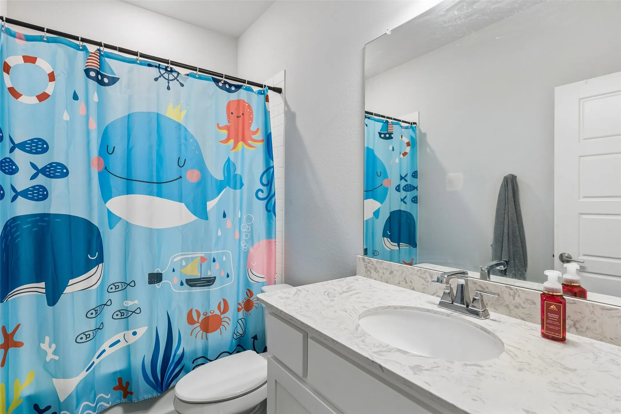  Upstairs bath