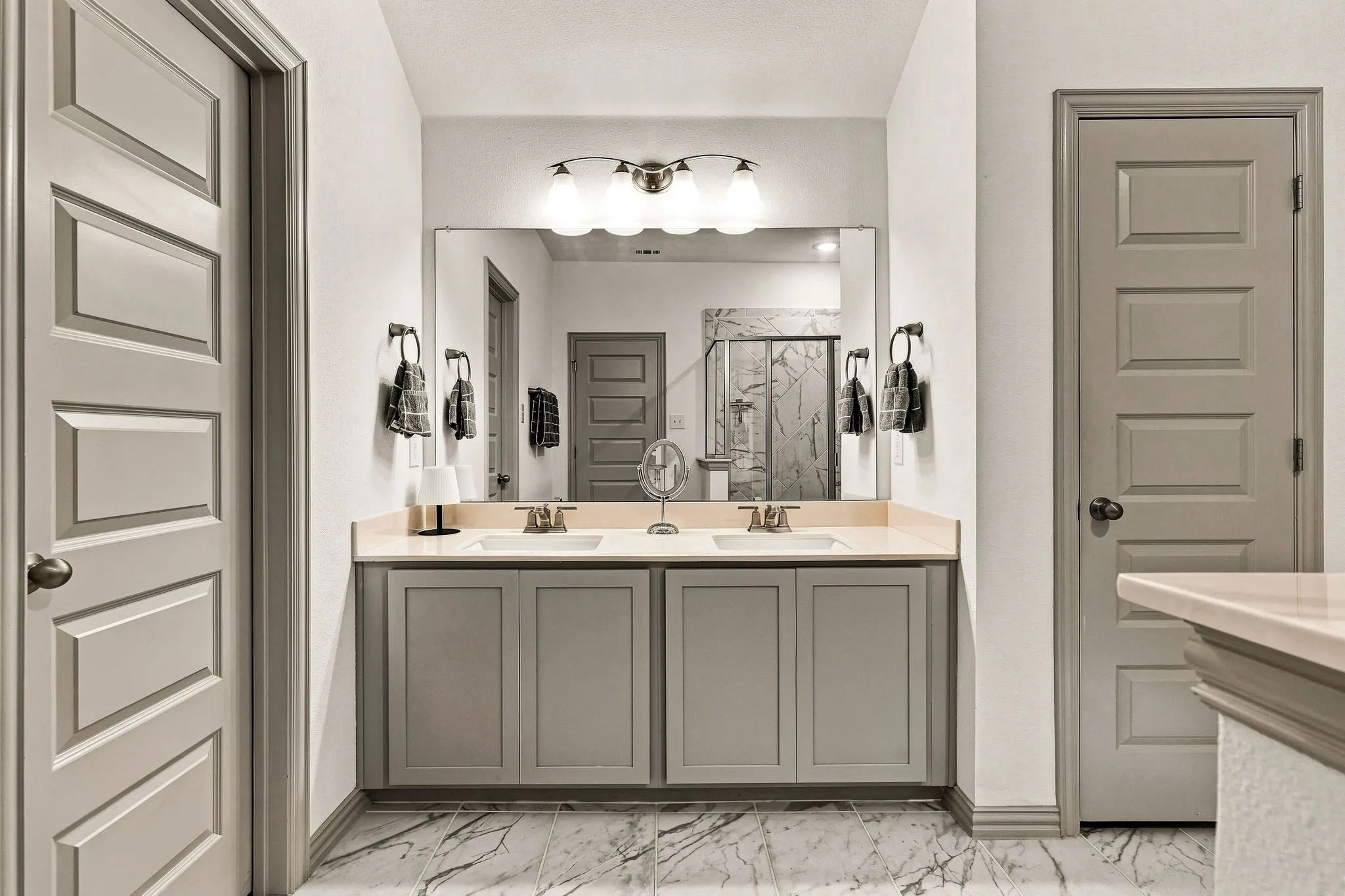 Townhouse For Sale in Denton County , 1126 Bowie Drive, Lewisville, Texas 75077, 3 Bedroom, 3 Bathroom, 2 Garage spaces, 1,770 Sqft, built in 2022, mls#21370013, Real Estate Agent in Lewisville, Homes For Sale in Denton county, Homes For Sale in Lewisville, Realtor in Lewisville Texas, Real Estate Brokerage Independent Realty Texas, Luminita Cordes Realtor