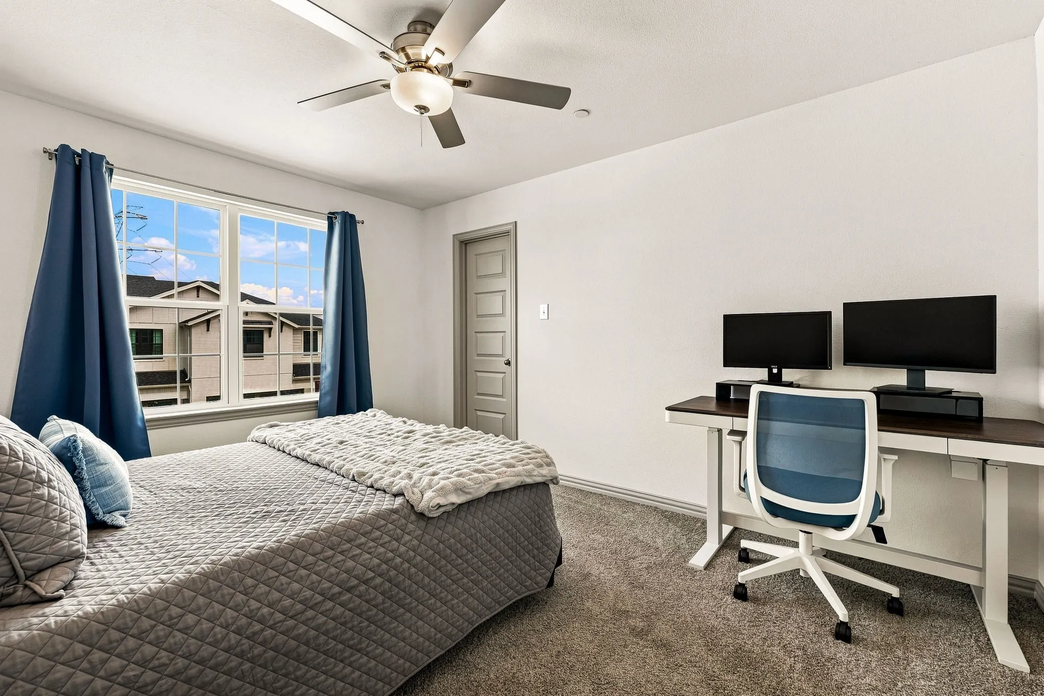 Townhouse For Sale in Denton County , 1126 Bowie Drive, Lewisville, Texas 75077, 3 Bedroom, 3 Bathroom, 2 Garage spaces, 1,770 Sqft, built in 2022, mls#21370013, Real Estate Agent in Lewisville, Homes For Sale in Denton county, Homes For Sale in Lewisville, Realtor in Lewisville Texas, Real Estate Brokerage Independent Realty Texas, Luminita Cordes Realtor