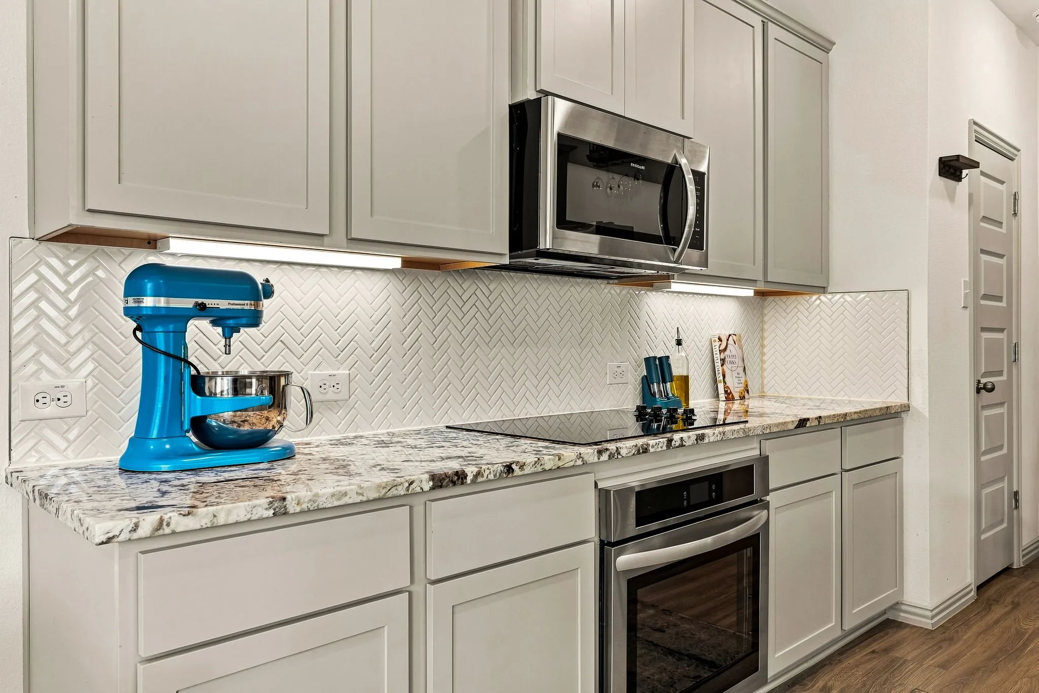 Townhouse For Sale in Denton County , 1126 Bowie Drive, Lewisville, Texas 75077, 3 Bedroom, 3 Bathroom, 2 Garage spaces, 1,770 Sqft, built in 2022, mls#21370013, Real Estate Agent in Lewisville, Homes For Sale in Denton county, Homes For Sale in Lewisville, Realtor in Lewisville Texas, Real Estate Brokerage Independent Realty Texas, Luminita Cordes Realtor
