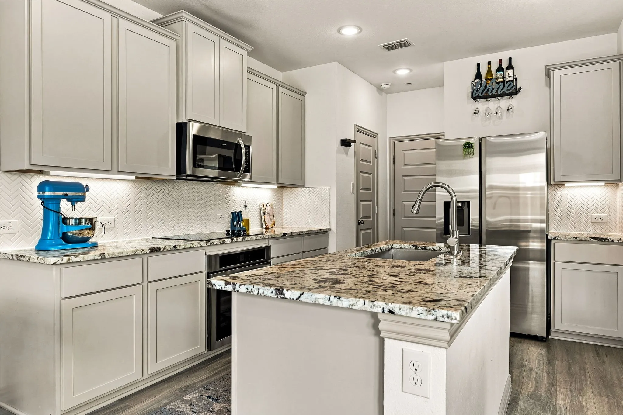 Townhouse For Sale in Denton County , 1126 Bowie Drive, Lewisville, Texas 75077, 3 Bedroom, 3 Bathroom, 2 Garage spaces, 1,770 Sqft, built in 2022, mls#21370013, Real Estate Agent in Lewisville, Homes For Sale in Denton county, Homes For Sale in Lewisville, Realtor in Lewisville Texas, Real Estate Brokerage Independent Realty Texas, Luminita Cordes Realtor