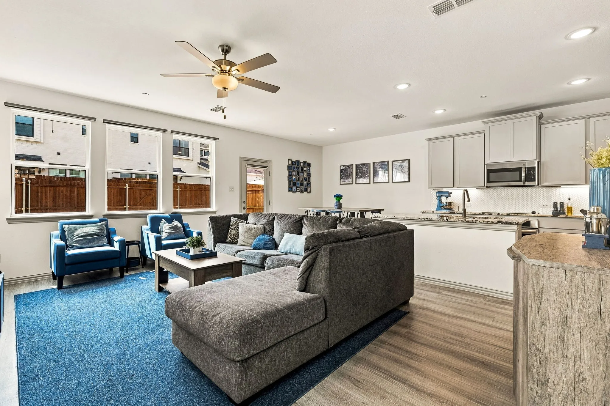 Townhouse For Sale in Denton County , 1126 Bowie Drive, Lewisville, Texas 75077, 3 Bedroom, 3 Bathroom, 2 Garage spaces, 1,770 Sqft, built in 2022, mls#21370013, Real Estate Agent in Lewisville, Homes For Sale in Denton county, Homes For Sale in Lewisville, Realtor in Lewisville Texas, Real Estate Brokerage Independent Realty Texas, Luminita Cordes Realtor