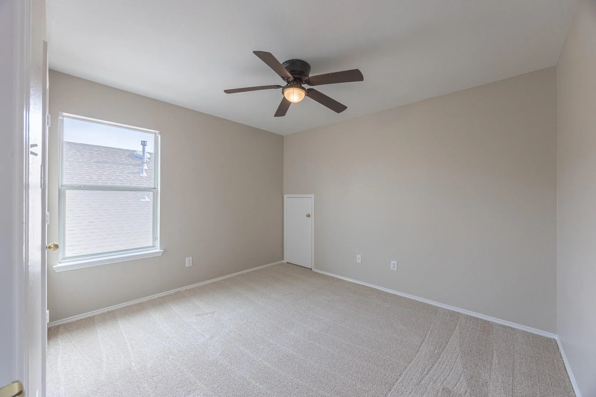 Single Family Residence For Rent in Dallas County , 9618 Glenshee, Rowlett, Texas 75089, 4 Bedroom, 3 Bathroom, 2 Garage spaces, 2,520 Sqft, built in 2004, mls#21374093, Real Estate Agent in Rowlett, Homes For Rent in Dallas county, Homes For Rent in Rowlett, Realtor in Rowlett Texas, Real Estate Brokerage Independent Realty Texas, Luminita Cordes Realtor