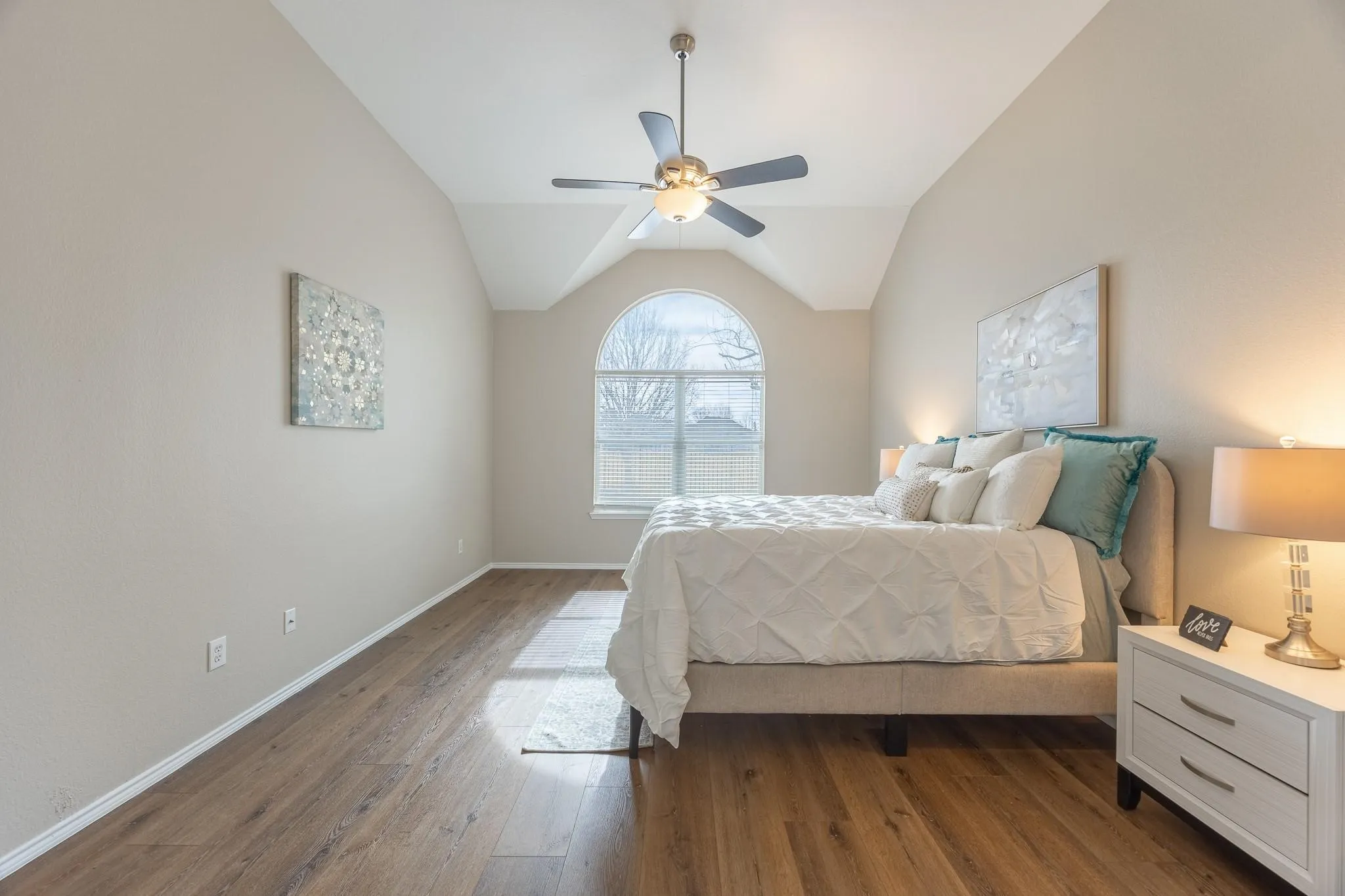 Single Family Residence For Rent in Dallas County , 9618 Glenshee, Rowlett, Texas 75089, 4 Bedroom, 3 Bathroom, 2 Garage spaces, 2,520 Sqft, built in 2004, mls#21374093, Real Estate Agent in Rowlett, Homes For Rent in Dallas county, Homes For Rent in Rowlett, Realtor in Rowlett Texas, Real Estate Brokerage Independent Realty Texas, Luminita Cordes Realtor
