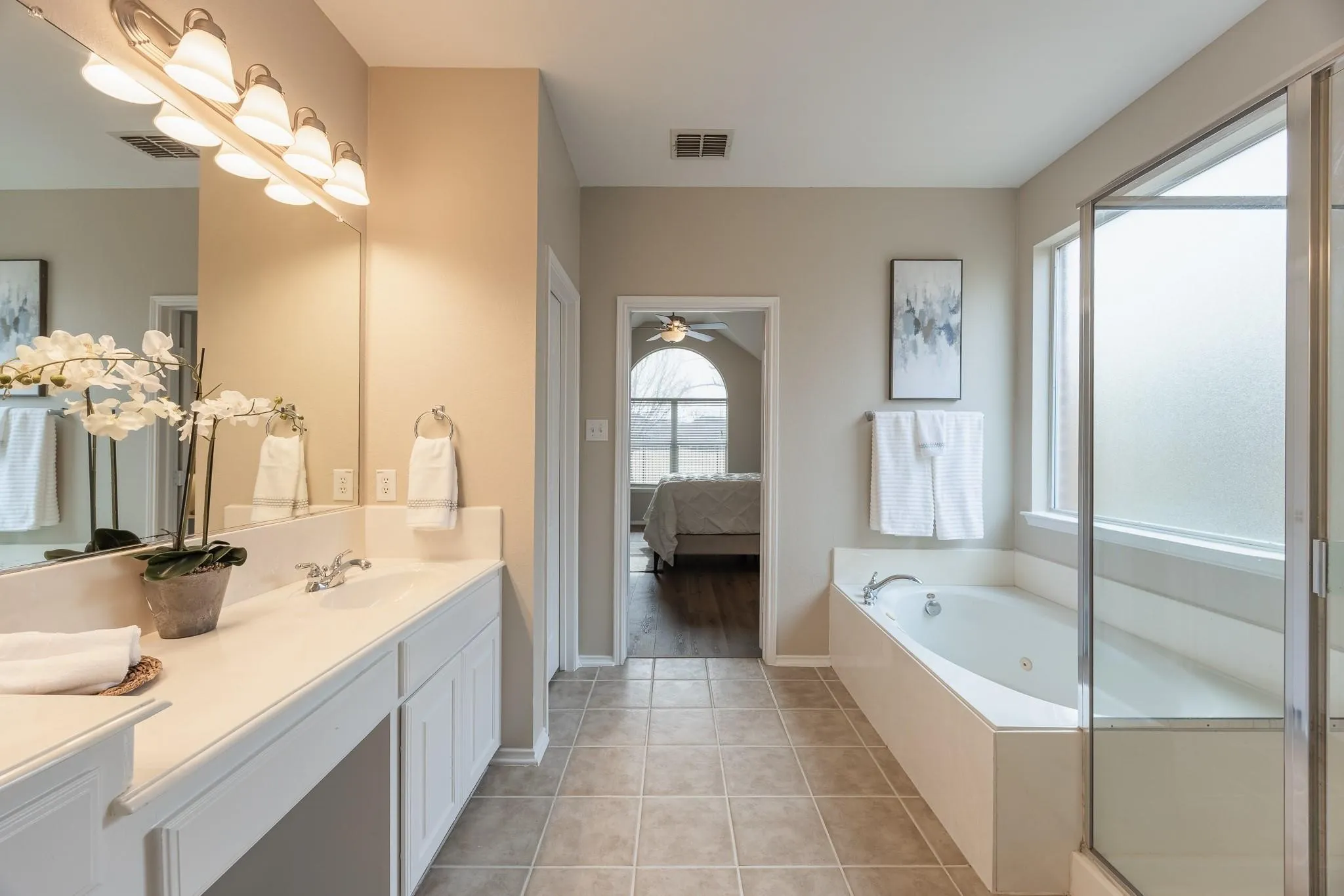 Single Family Residence For Rent in Dallas County , 9618 Glenshee, Rowlett, Texas 75089, 4 Bedroom, 3 Bathroom, 2 Garage spaces, 2,520 Sqft, built in 2004, mls#21374093, Real Estate Agent in Rowlett, Homes For Rent in Dallas county, Homes For Rent in Rowlett, Realtor in Rowlett Texas, Real Estate Brokerage Independent Realty Texas, Luminita Cordes Realtor