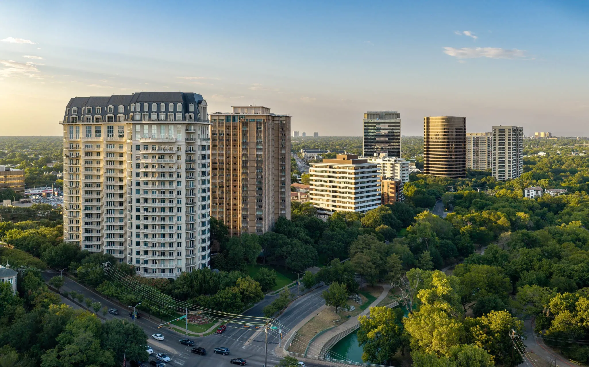 Condominium For Sale in Dallas County , 3505 Turtle Creek Boulevard 18C, Dallas, Texas 75219, 4 Bedroom, 6 Bathroom, 4 Garage spaces, 6,638 Sqft, built in 2000, mls#21369210, Real Estate Agent in Dallas, Homes For Sale in Dallas county, Homes For Sale in Dallas, Realtor in Dallas Texas, Real Estate Brokerage Independent Realty Texas, Luminita Cordes Realtor