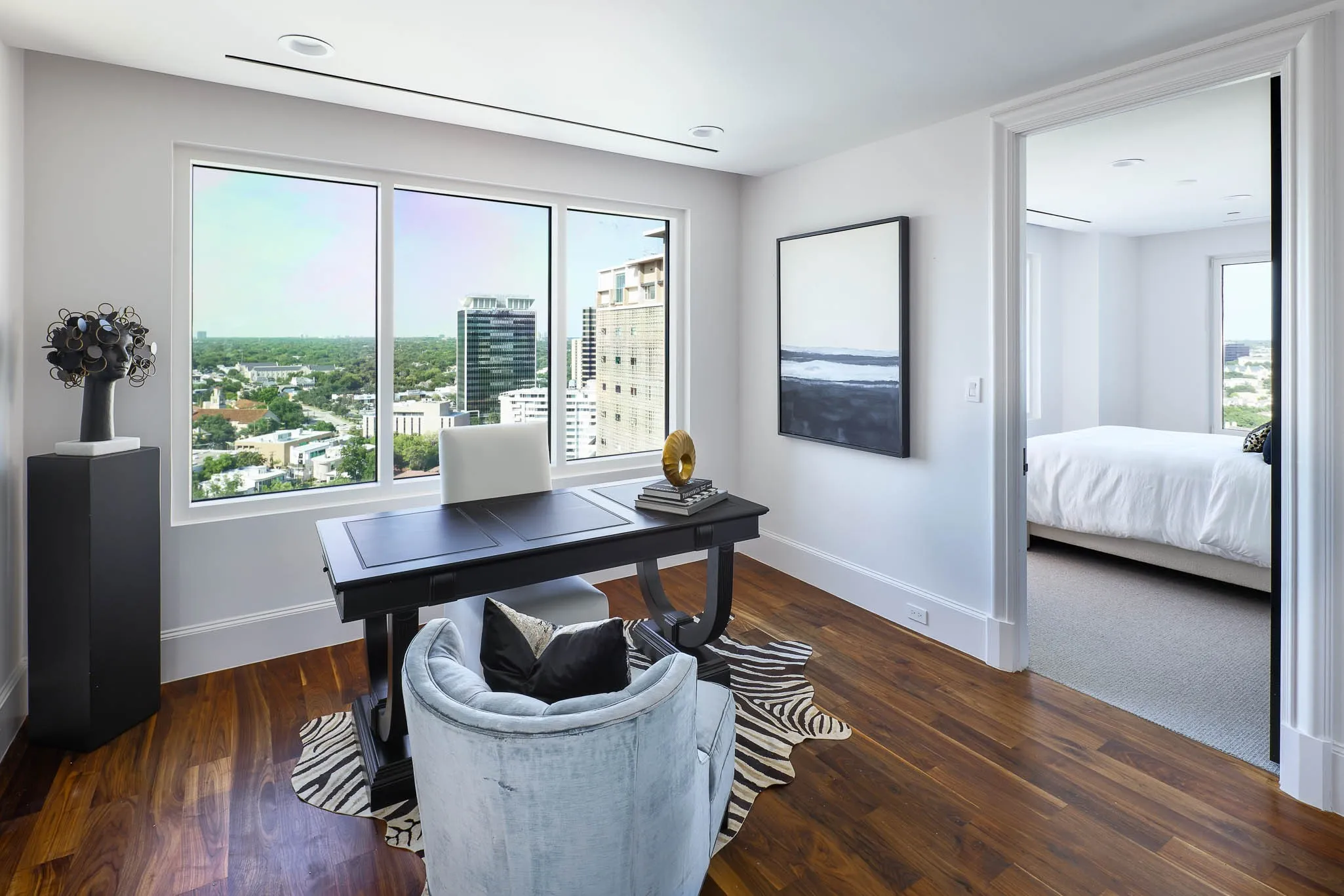 Condominium For Sale in Dallas County , 3505 Turtle Creek Boulevard 18C, Dallas, Texas 75219, 4 Bedroom, 6 Bathroom, 4 Garage spaces, 6,638 Sqft, built in 2000, mls#21369210, Real Estate Agent in Dallas, Homes For Sale in Dallas county, Homes For Sale in Dallas, Realtor in Dallas Texas, Real Estate Brokerage Independent Realty Texas, Luminita Cordes Realtor