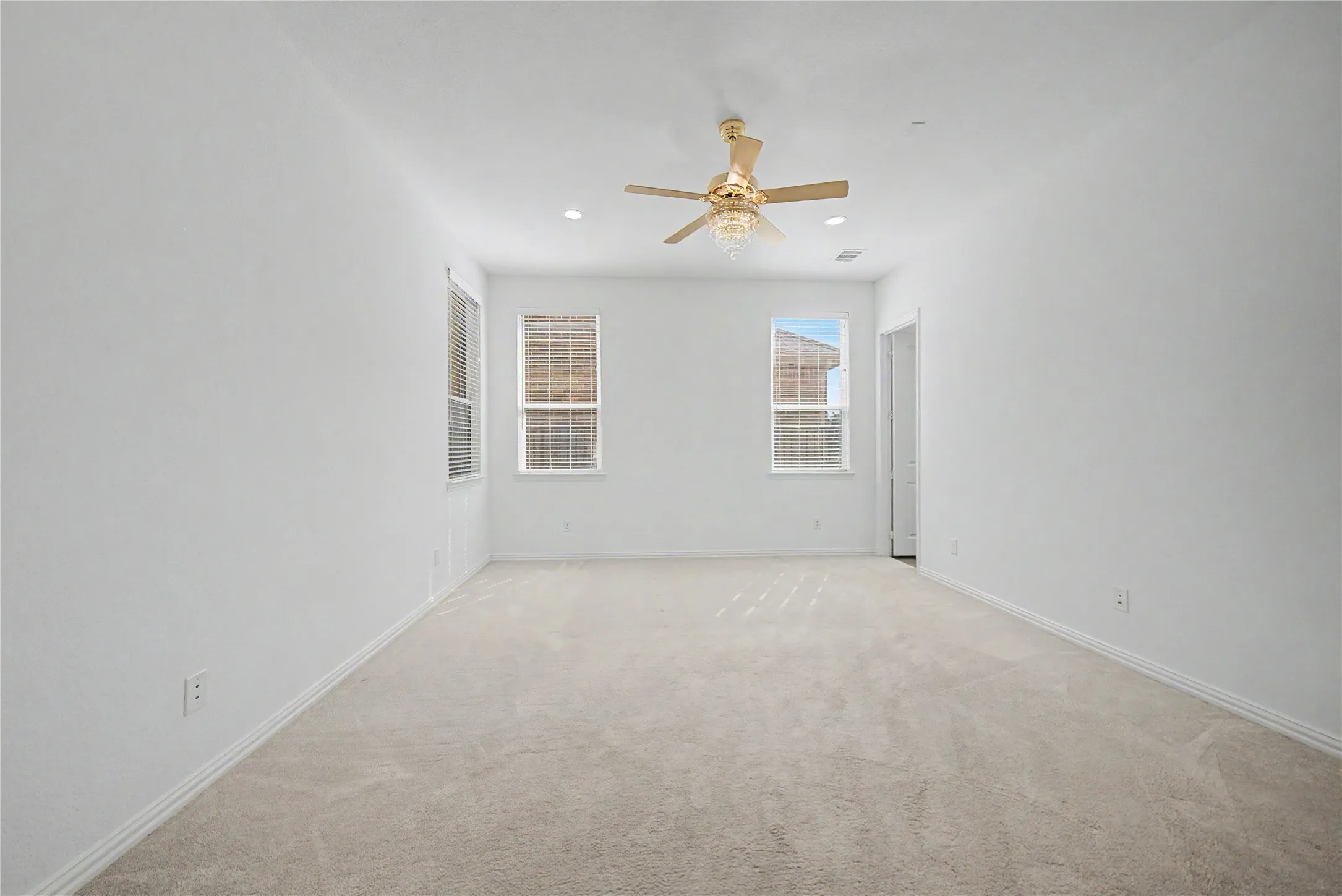 Single Family Residence For Rent in Collin County , 8301 Barnbougle Dunes Drive, Mc Kinney, Texas 75070, 4 Bedroom, 4 Bathroom, 2 Garage spaces, 3,356 Sqft, built in 2021, mls#21374116, Real Estate Agent in Mc Kinney, Homes For Rent in Collin county, Homes For Rent in Mc Kinney, Realtor in Mc Kinney Texas, Real Estate Brokerage Independent Realty Texas, Luminita Cordes Realtor