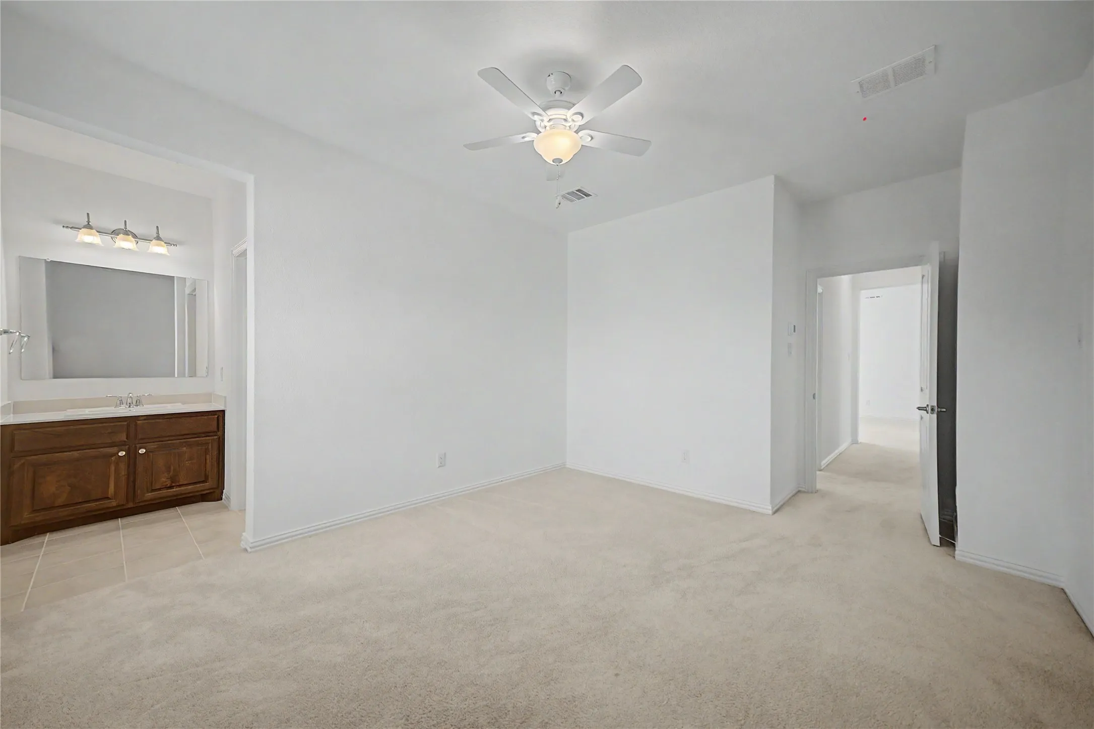 Single Family Residence For Rent in Collin County , 8301 Barnbougle Dunes Drive, Mc Kinney, Texas 75070, 4 Bedroom, 4 Bathroom, 2 Garage spaces, 3,356 Sqft, built in 2021, mls#21374116, Real Estate Agent in Mc Kinney, Homes For Rent in Collin county, Homes For Rent in Mc Kinney, Realtor in Mc Kinney Texas, Real Estate Brokerage Independent Realty Texas, Luminita Cordes Realtor