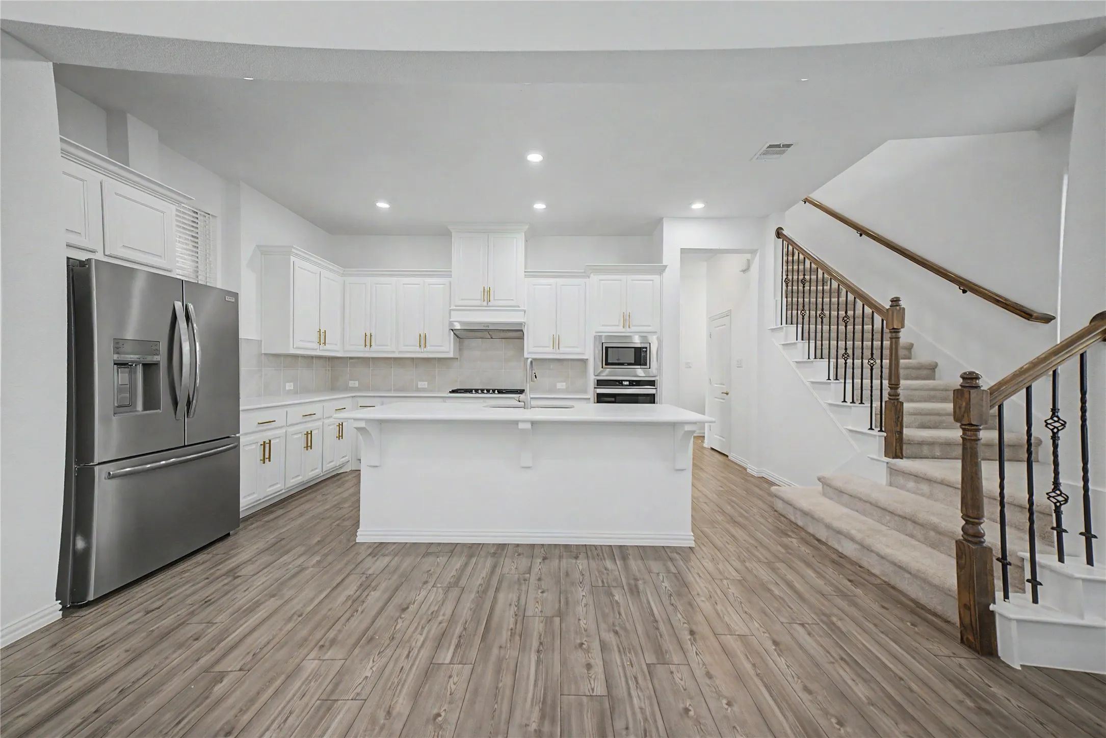 Single Family Residence For Rent in Collin County , 8301 Barnbougle Dunes Drive, Mc Kinney, Texas 75070, 4 Bedroom, 4 Bathroom, 2 Garage spaces, 3,356 Sqft, built in 2021, mls#21374116, Real Estate Agent in Mc Kinney, Homes For Rent in Collin county, Homes For Rent in Mc Kinney, Realtor in Mc Kinney Texas, Real Estate Brokerage Independent Realty Texas, Luminita Cordes Realtor