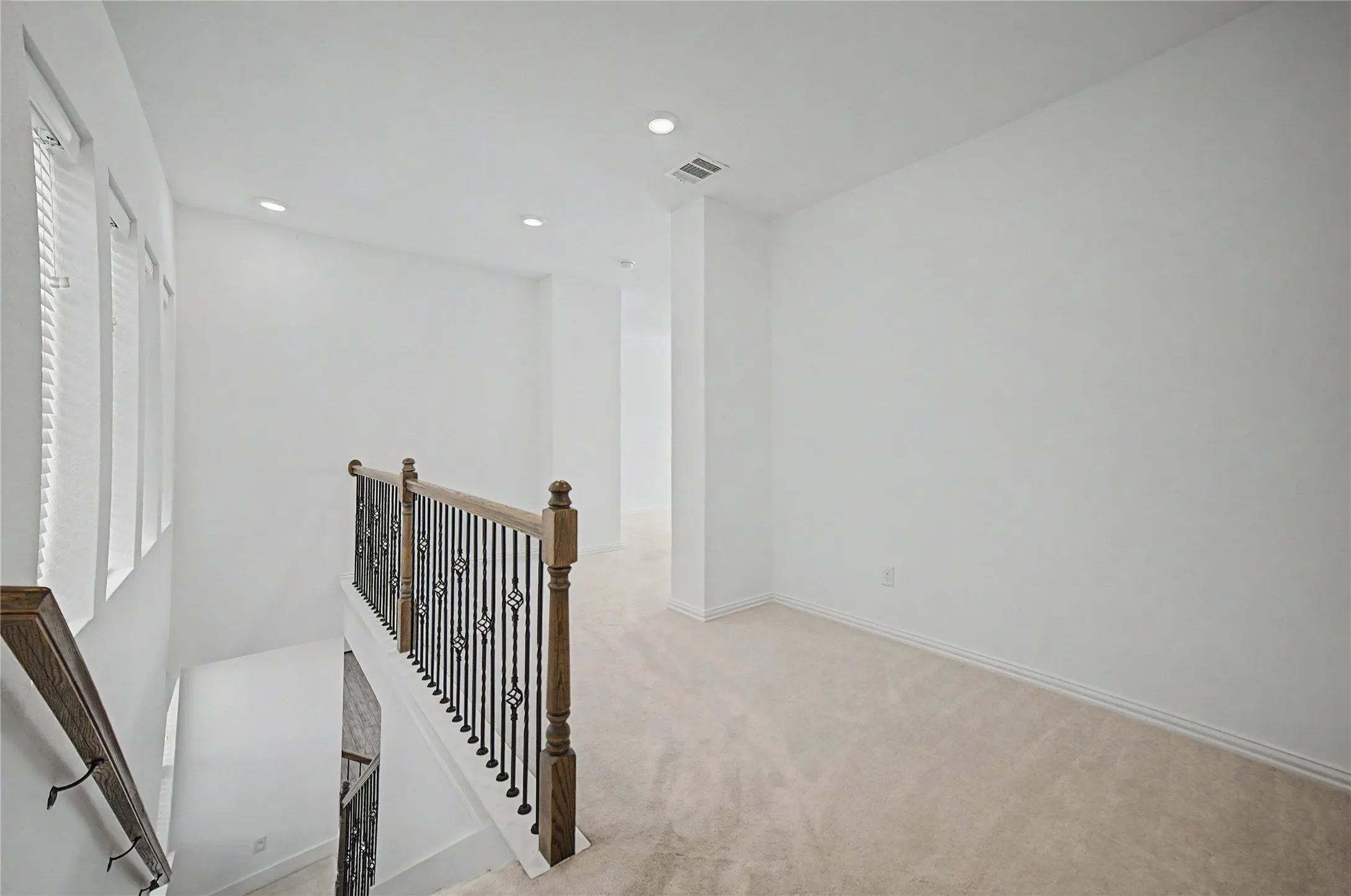 Single Family Residence For Rent in Collin County , 8301 Barnbougle Dunes Drive, Mc Kinney, Texas 75070, 4 Bedroom, 4 Bathroom, 2 Garage spaces, 3,356 Sqft, built in 2021, mls#21374116, Real Estate Agent in Mc Kinney, Homes For Rent in Collin county, Homes For Rent in Mc Kinney, Realtor in Mc Kinney Texas, Real Estate Brokerage Independent Realty Texas, Luminita Cordes Realtor