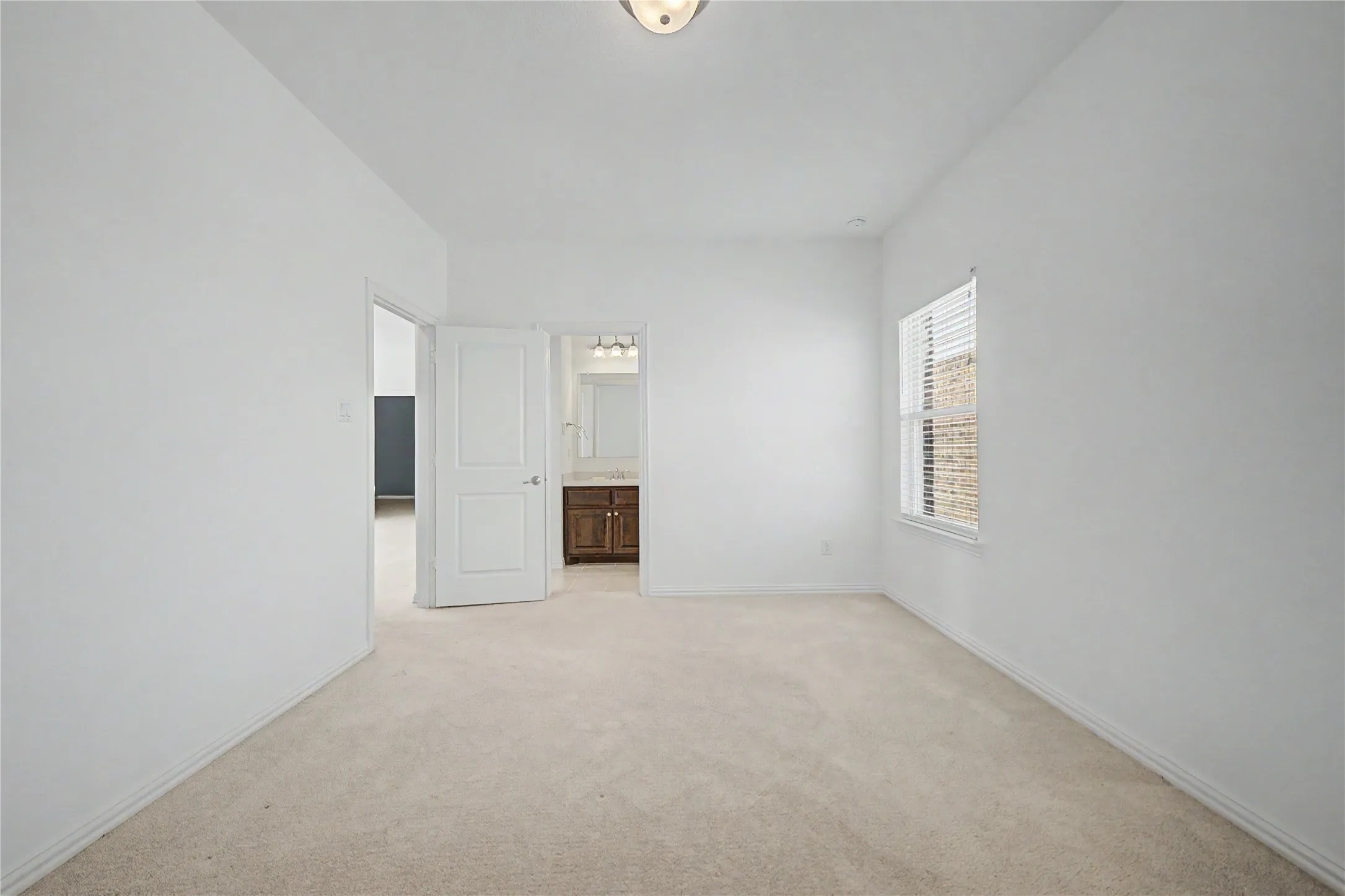 Single Family Residence For Rent in Collin County , 8301 Barnbougle Dunes Drive, Mc Kinney, Texas 75070, 4 Bedroom, 4 Bathroom, 2 Garage spaces, 3,356 Sqft, built in 2021, mls#21374116, Real Estate Agent in Mc Kinney, Homes For Rent in Collin county, Homes For Rent in Mc Kinney, Realtor in Mc Kinney Texas, Real Estate Brokerage Independent Realty Texas, Luminita Cordes Realtor