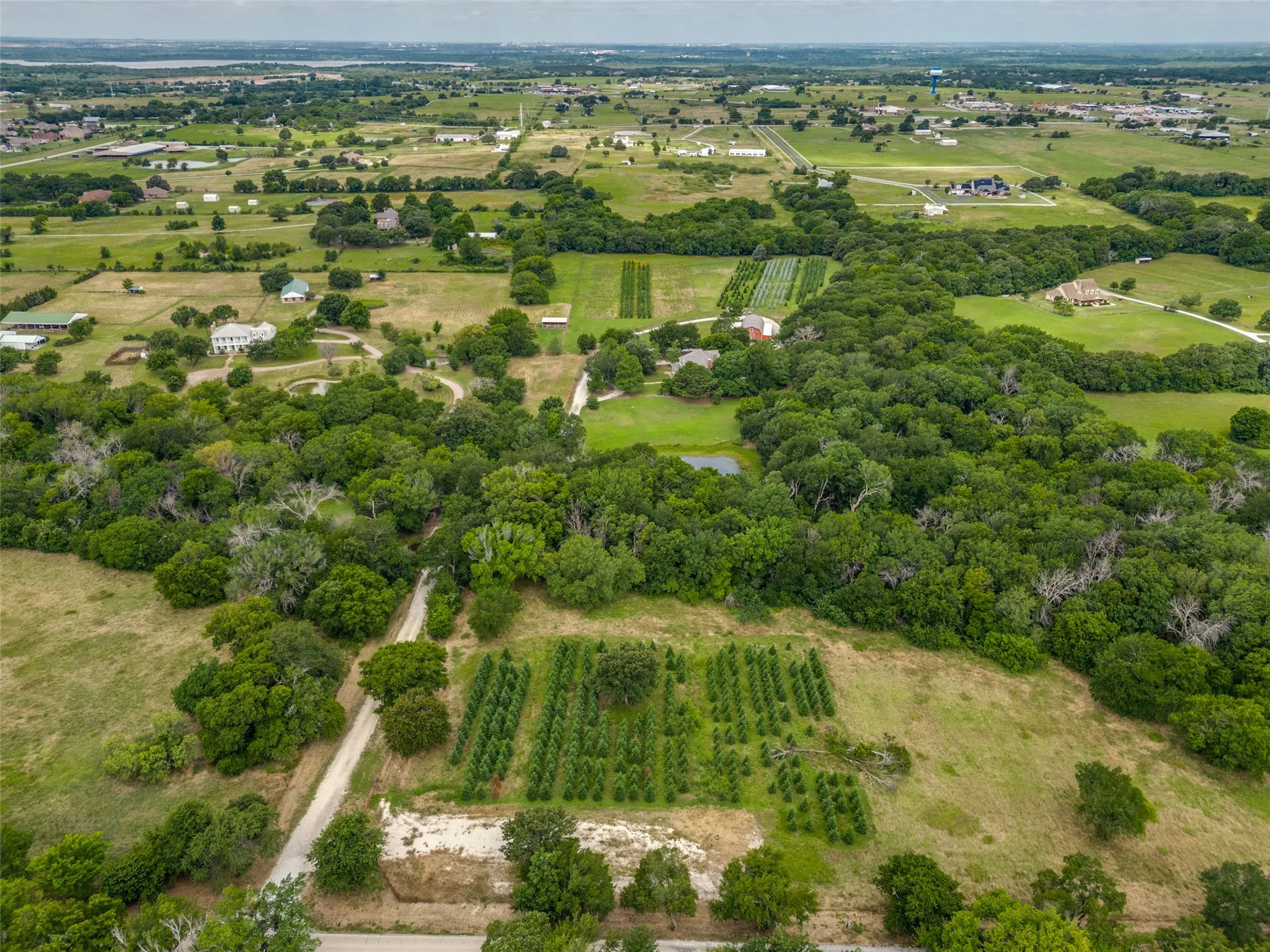 Single Family Residence For Sale in Denton County , 1833 Dr Sanders Road, Cross Roads, Texas 76227, 5 Bedroom, 4 Bathroom, 2 Garage spaces, 4,157 Sqft, built in 1996, mls#21373892, Real Estate Agent in Cross Roads, Homes For Sale in Denton county, Homes For Sale in Cross Roads, Realtor in Cross Roads Texas, Real Estate Brokerage Independent Realty Texas, Luminita Cordes Realtor