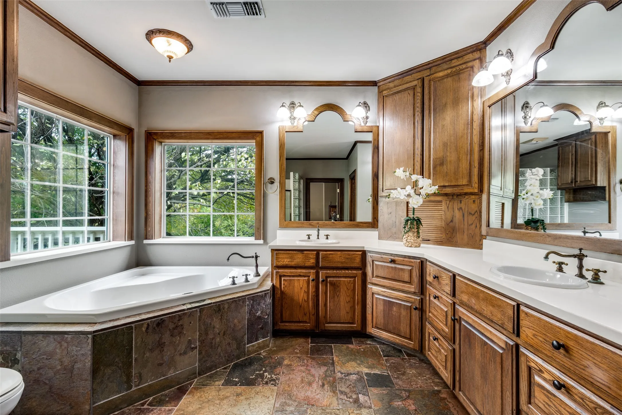 Single Family Residence For Sale in Denton County , 1833 Dr Sanders Road, Cross Roads, Texas 76227, 5 Bedroom, 4 Bathroom, 2 Garage spaces, 4,157 Sqft, built in 1996, mls#21373892, Real Estate Agent in Cross Roads, Homes For Sale in Denton county, Homes For Sale in Cross Roads, Realtor in Cross Roads Texas, Real Estate Brokerage Independent Realty Texas, Luminita Cordes Realtor