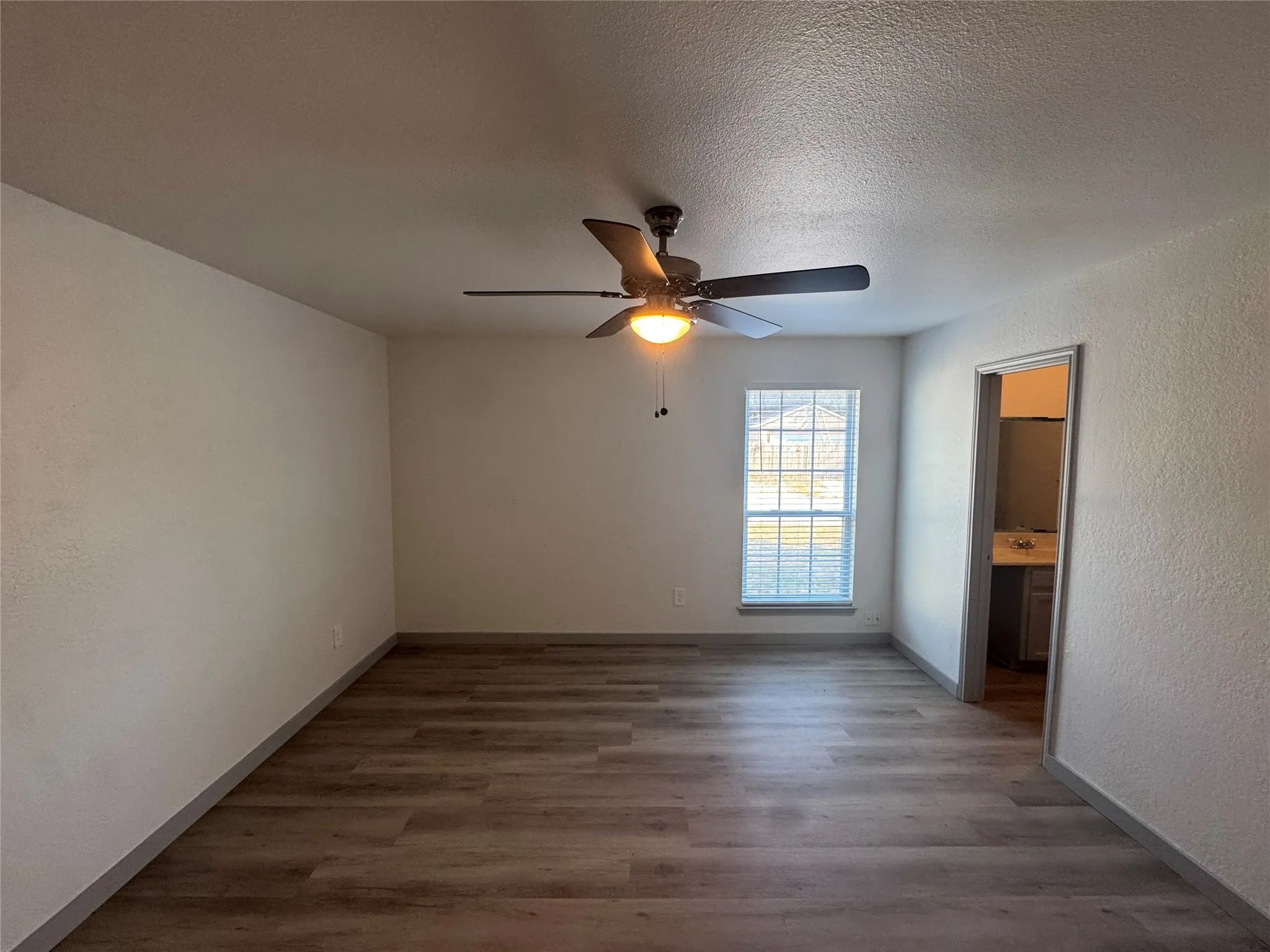 Single Family Residence For Rent in Tarrant County , 4900 French Wood Drive, Arlington, Texas 76016, 3 Bedroom, 2 Bathroom, 2 Garage spaces, 1,641 Sqft, built in 1977, mls#21374132, Real Estate Agent in Arlington, Homes For Rent in Tarrant county, Homes For Rent in Arlington, Realtor in Arlington Texas, Real Estate Brokerage Independent Realty Texas, Luminita Cordes Realtor