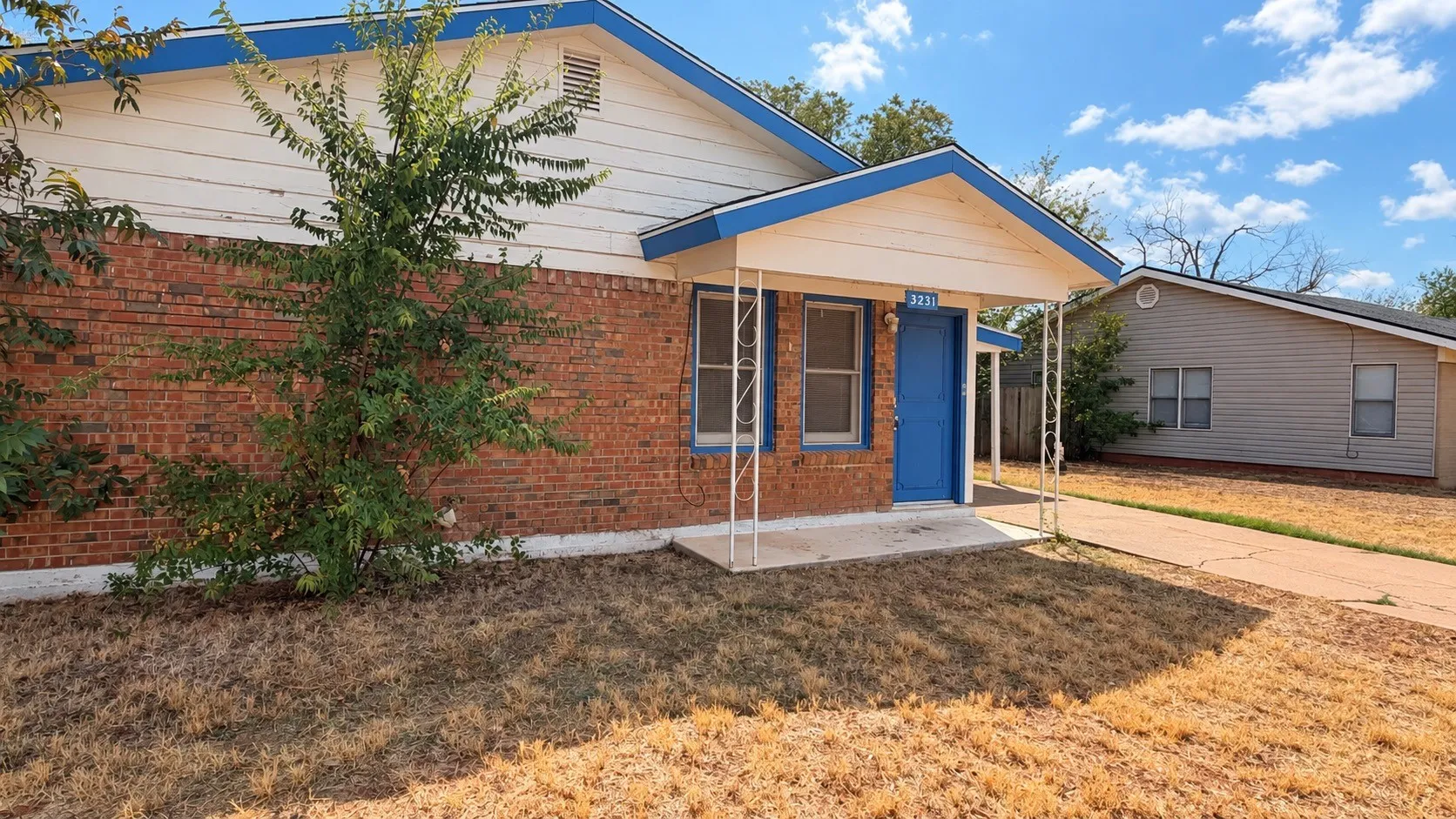 Single Family Residence For Rent in Taylor County , 3231 Ivy Lane, Abilene, Texas 79603, 3 Bedroom, 2 Bathroom, Garage spaces, 1,080 Sqft, built in 1959, mls#21374148, Real Estate Agent in Abilene, Homes For Rent in Taylor county, Homes For Rent in Abilene, Realtor in Abilene Texas, Real Estate Brokerage Independent Realty Texas, Luminita Cordes Realtor