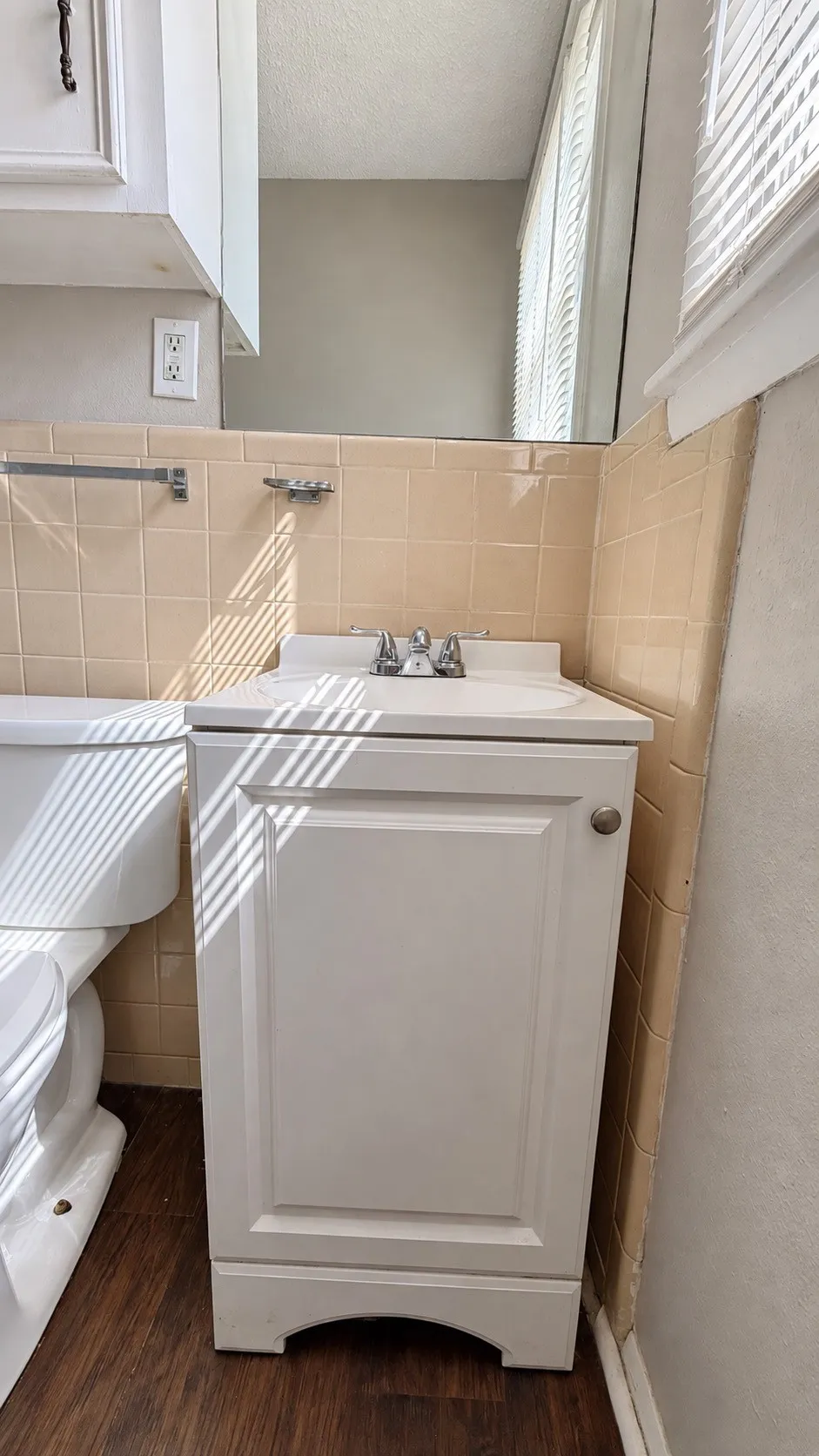 Single Family Residence For Rent in Taylor County , 3231 Ivy Lane, Abilene, Texas 79603, 3 Bedroom, 2 Bathroom, Garage spaces, 1,080 Sqft, built in 1959, mls#21374148, Real Estate Agent in Abilene, Homes For Rent in Taylor county, Homes For Rent in Abilene, Realtor in Abilene Texas, Real Estate Brokerage Independent Realty Texas, Luminita Cordes Realtor