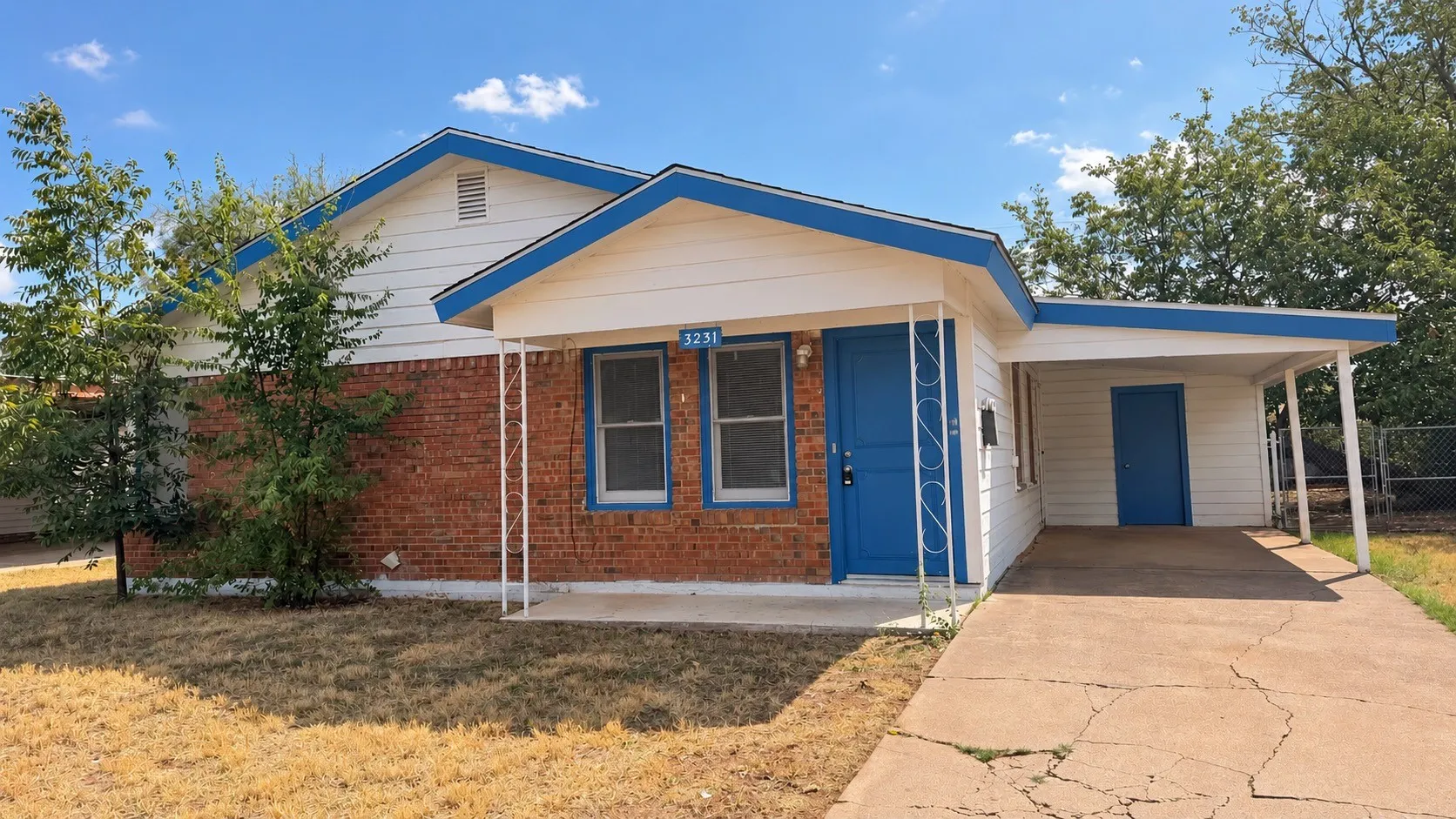 Single Family Residence For Rent in Taylor County , 3231 Ivy Lane, Abilene, Texas 79603, 3 Bedroom, 2 Bathroom, Garage spaces, 1,080 Sqft, built in 1959, mls#21374148, Real Estate Agent in Abilene, Homes For Rent in Taylor county, Homes For Rent in Abilene, Realtor in Abilene Texas, Real Estate Brokerage Independent Realty Texas, Luminita Cordes Realtor