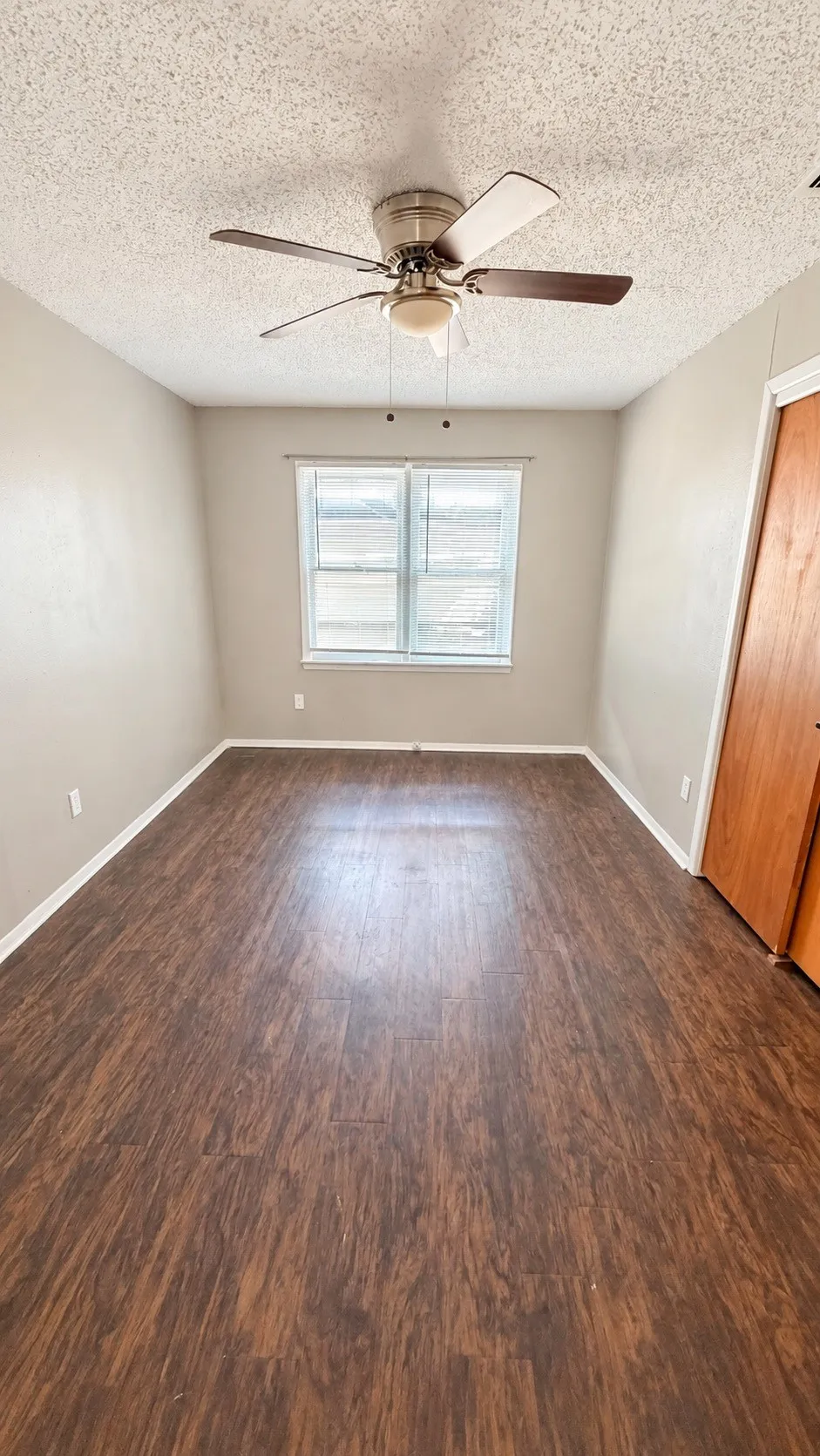 Single Family Residence For Rent in Taylor County , 3231 Ivy Lane, Abilene, Texas 79603, 3 Bedroom, 2 Bathroom, Garage spaces, 1,080 Sqft, built in 1959, mls#21374148, Real Estate Agent in Abilene, Homes For Rent in Taylor county, Homes For Rent in Abilene, Realtor in Abilene Texas, Real Estate Brokerage Independent Realty Texas, Luminita Cordes Realtor