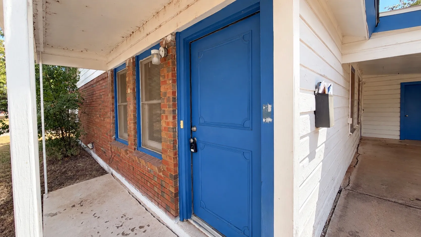 Single Family Residence For Rent in Taylor County , 3231 Ivy Lane, Abilene, Texas 79603, 3 Bedroom, 2 Bathroom, Garage spaces, 1,080 Sqft, built in 1959, mls#21374148, Real Estate Agent in Abilene, Homes For Rent in Taylor county, Homes For Rent in Abilene, Realtor in Abilene Texas, Real Estate Brokerage Independent Realty Texas, Luminita Cordes Realtor