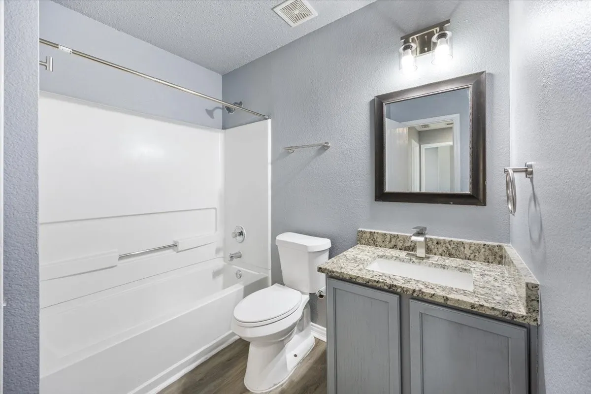 Single Family Residence For Rent in Dallas County , 1506 Waters Edge Drive, Glenn Heights, Texas 75154, 4 Bedroom, 2 Bathroom, 2 Garage spaces, 1,592 Sqft, built in 2005, mls#21373423, Real Estate Agent in Glenn Heights, Homes For Rent in Dallas county, Homes For Rent in Glenn Heights, Realtor in Glenn Heights Texas, Real Estate Brokerage Independent Realty Texas, Luminita Cordes Realtor