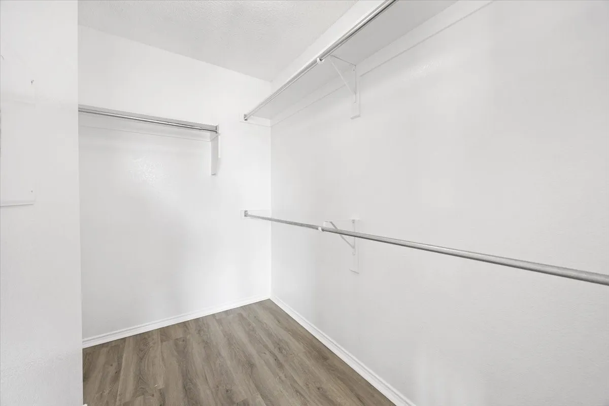 Single Family Residence For Rent in Dallas County , 1506 Waters Edge Drive, Glenn Heights, Texas 75154, 4 Bedroom, 2 Bathroom, 2 Garage spaces, 1,592 Sqft, built in 2005, mls#21373423, Real Estate Agent in Glenn Heights, Homes For Rent in Dallas county, Homes For Rent in Glenn Heights, Realtor in Glenn Heights Texas, Real Estate Brokerage Independent Realty Texas, Luminita Cordes Realtor
