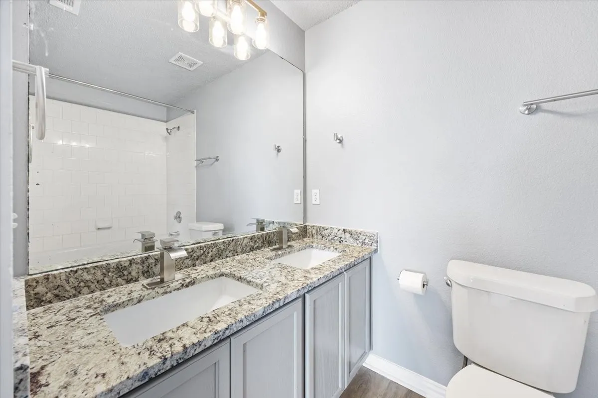 Single Family Residence For Rent in Dallas County , 1506 Waters Edge Drive, Glenn Heights, Texas 75154, 4 Bedroom, 2 Bathroom, 2 Garage spaces, 1,592 Sqft, built in 2005, mls#21373423, Real Estate Agent in Glenn Heights, Homes For Rent in Dallas county, Homes For Rent in Glenn Heights, Realtor in Glenn Heights Texas, Real Estate Brokerage Independent Realty Texas, Luminita Cordes Realtor