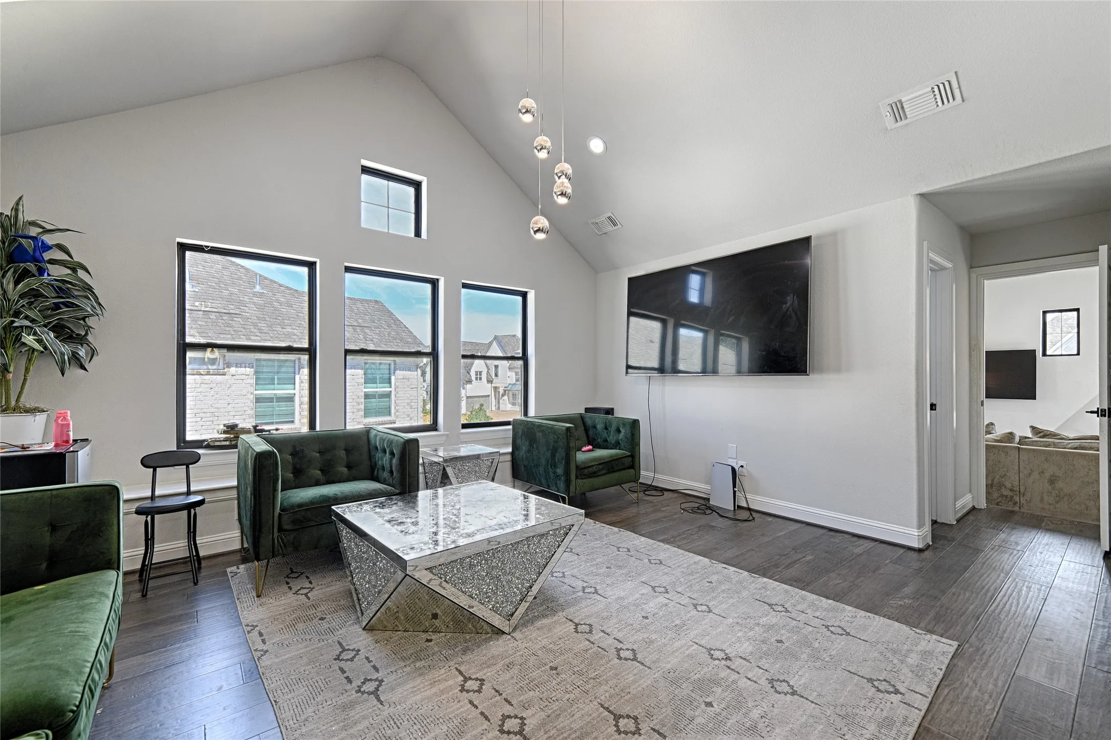 Single Family Residence For Rent in Collin County , 1637 Ranch House Road, Celina, Texas 75009, 6 Bedroom, 5 Bathroom, 3 Garage spaces, 3,611 Sqft, built in 2022, mls#21374140, Real Estate Agent in Celina, Homes For Rent in Collin county, Homes For Rent in Celina, Realtor in Celina Texas, Real Estate Brokerage Independent Realty Texas, Luminita Cordes Realtor