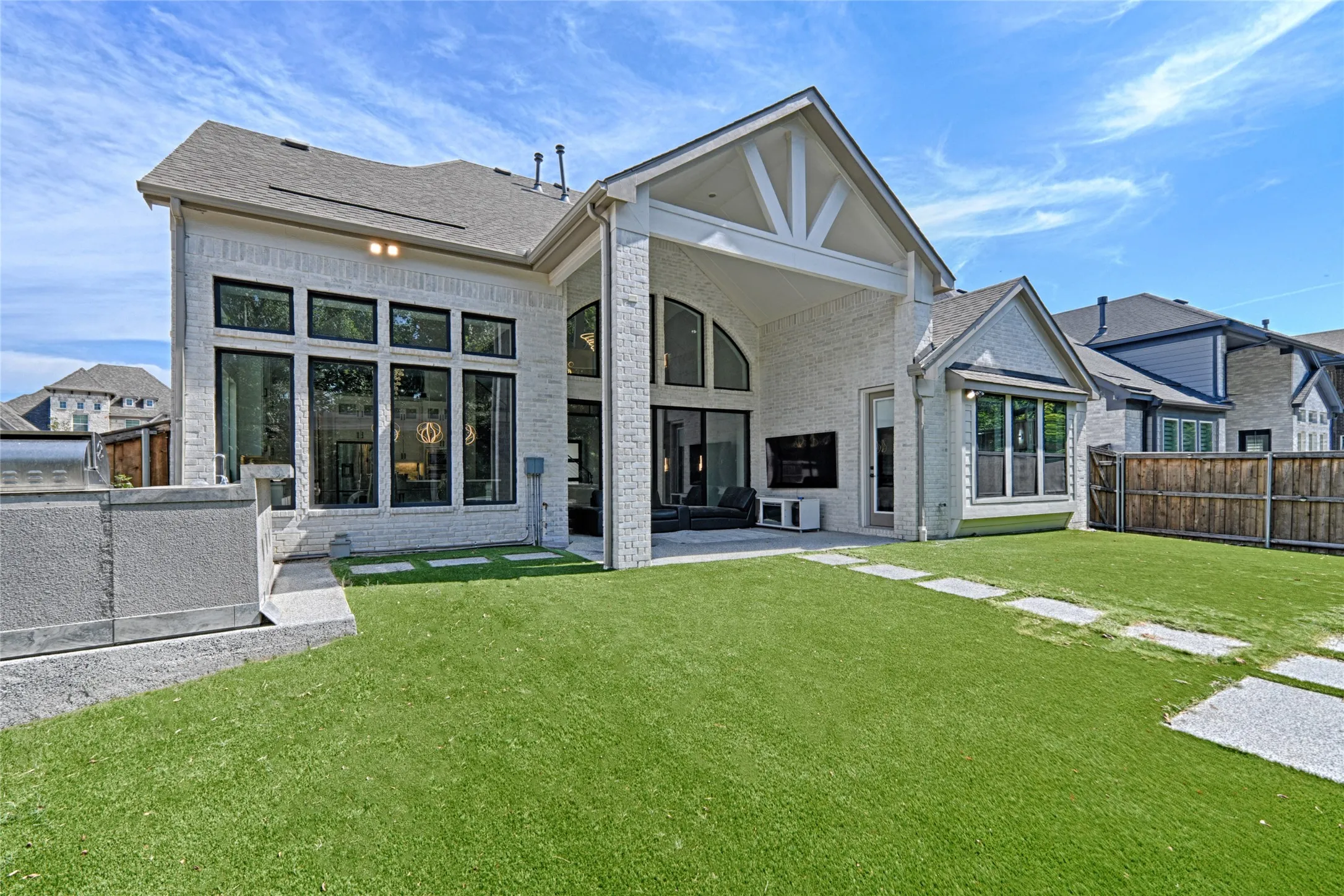 Single Family Residence For Rent in Collin County , 1637 Ranch House Road, Celina, Texas 75009, 6 Bedroom, 5 Bathroom, 3 Garage spaces, 3,611 Sqft, built in 2022, mls#21374140, Real Estate Agent in Celina, Homes For Rent in Collin county, Homes For Rent in Celina, Realtor in Celina Texas, Real Estate Brokerage Independent Realty Texas, Luminita Cordes Realtor