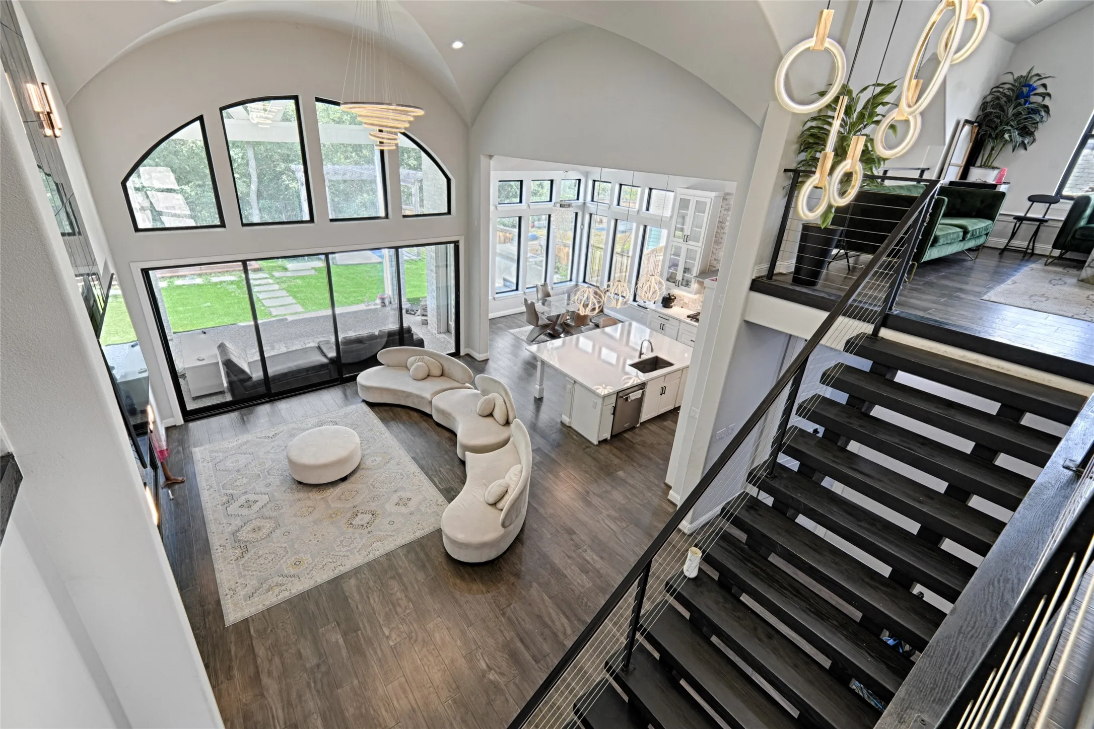 Single Family Residence For Rent in Collin County , 1637 Ranch House Road, Celina, Texas 75009, 6 Bedroom, 5 Bathroom, 3 Garage spaces, 3,611 Sqft, built in 2022, mls#21374140, Real Estate Agent in Celina, Homes For Rent in Collin county, Homes For Rent in Celina, Realtor in Celina Texas, Real Estate Brokerage Independent Realty Texas, Luminita Cordes Realtor