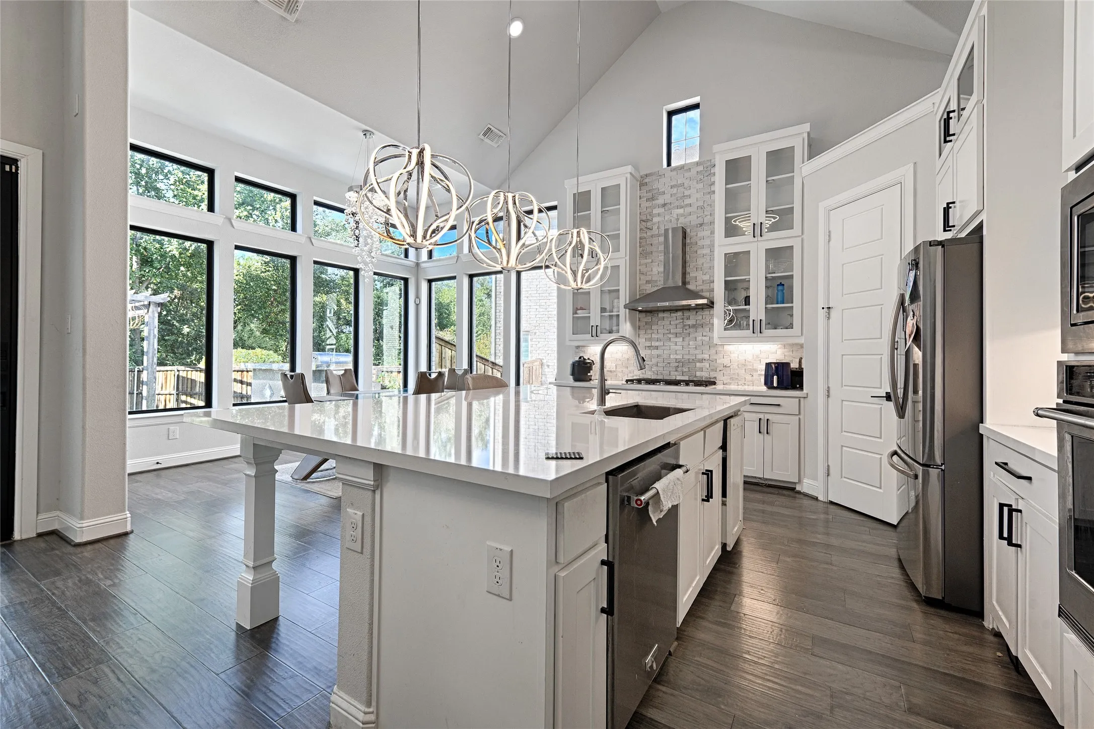 Single Family Residence For Rent in Collin County , 1637 Ranch House Road, Celina, Texas 75009, 6 Bedroom, 5 Bathroom, 3 Garage spaces, 3,611 Sqft, built in 2022, mls#21374140, Real Estate Agent in Celina, Homes For Rent in Collin county, Homes For Rent in Celina, Realtor in Celina Texas, Real Estate Brokerage Independent Realty Texas, Luminita Cordes Realtor