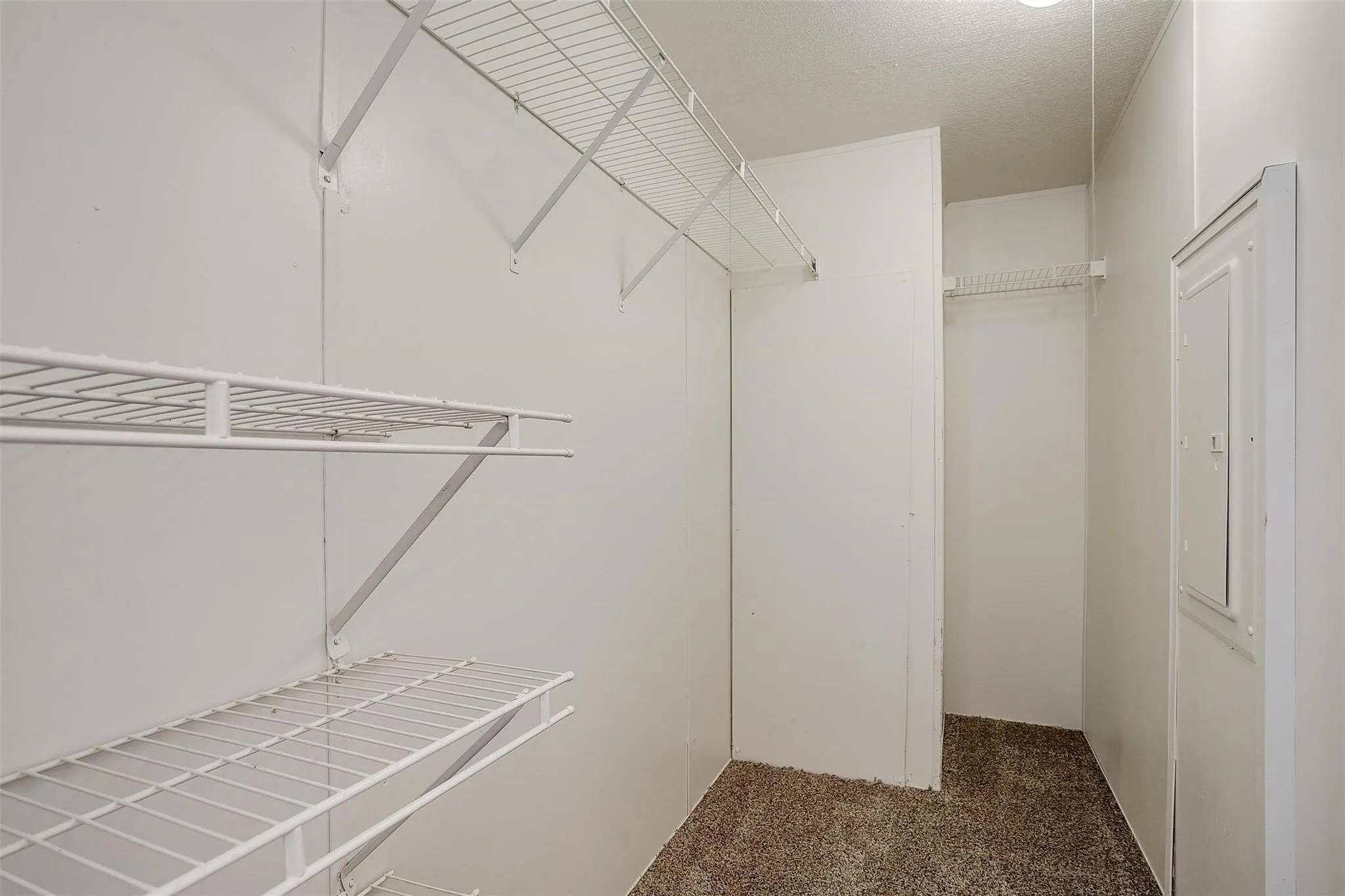 Mobile Home For Rent in Hood County , 3116 Hilltop Road, Granbury, Texas 76048, 3 Bedroom, 2 Bathroom, Garage spaces, 1,216 Sqft, built in 2000, mls#21374153, Real Estate Agent in Granbury, Homes For Rent in Hood county, Homes For Rent in Granbury, Realtor in Granbury Texas, Real Estate Brokerage Independent Realty Texas, Luminita Cordes Realtor