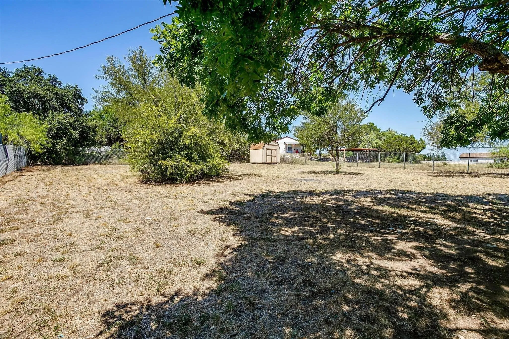 Mobile Home For Rent in Hood County , 3116 Hilltop Road, Granbury, Texas 76048, 3 Bedroom, 2 Bathroom, Garage spaces, 1,216 Sqft, built in 2000, mls#21374153, Real Estate Agent in Granbury, Homes For Rent in Hood county, Homes For Rent in Granbury, Realtor in Granbury Texas, Real Estate Brokerage Independent Realty Texas, Luminita Cordes Realtor
