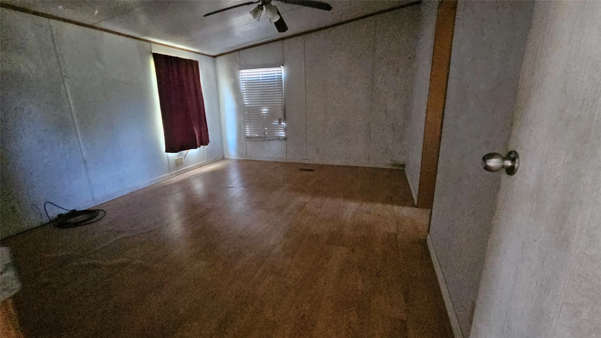 Mobile Home For Sale in Johnson County , 8913 Holly Road, Alvarado, Texas 76009, 3 Bedroom, 2 Bathroom, Garage spaces, 1,568 Sqft, built in 0, mls#21374107, Real Estate Agent in Alvarado, Homes For Sale in Johnson county, Homes For Sale in Alvarado, Realtor in Alvarado Texas, Real Estate Brokerage Independent Realty Texas, Luminita Cordes Realtor