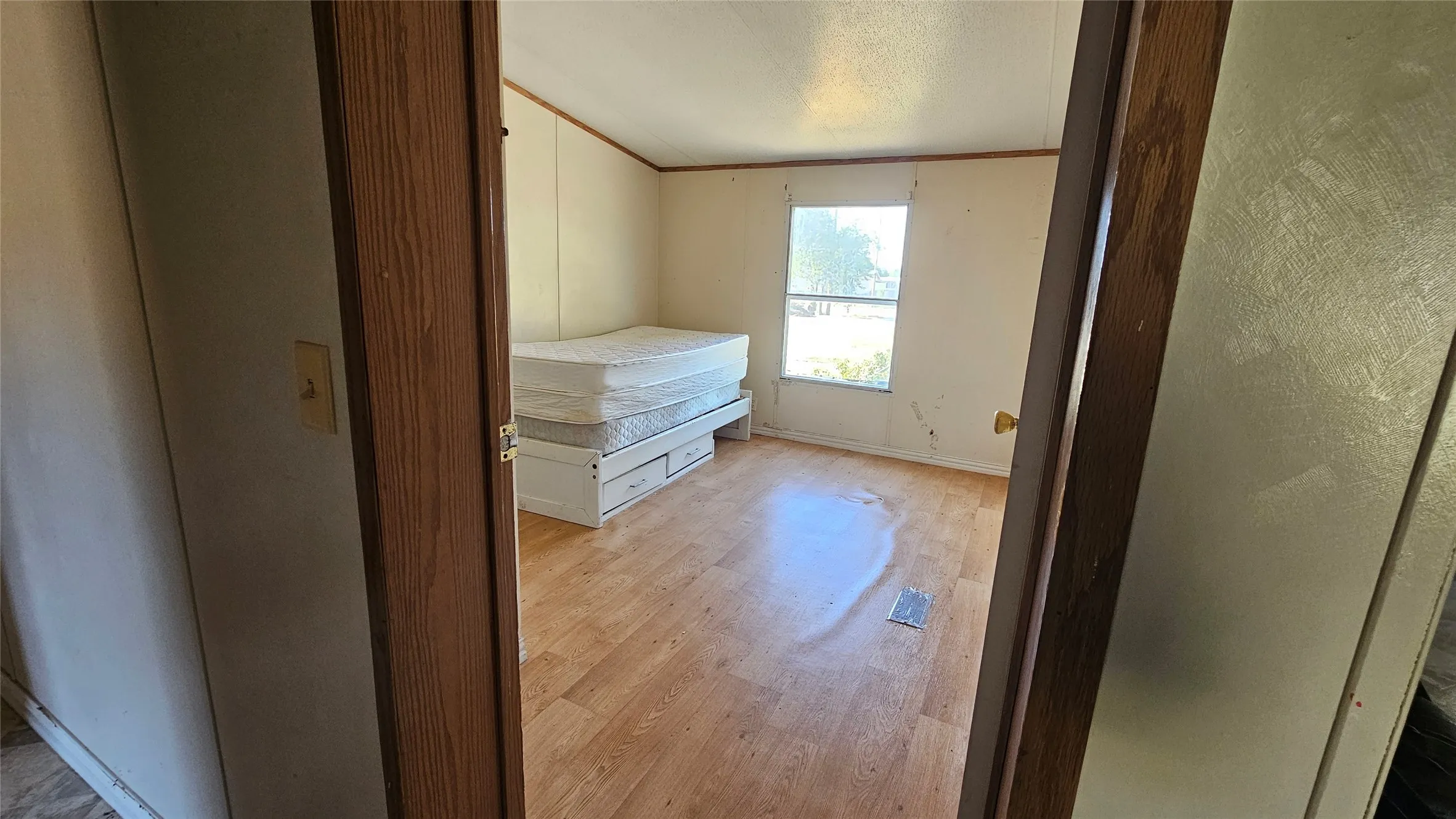 Mobile Home For Sale in Johnson County , 8913 Holly Road, Alvarado, Texas 76009, 3 Bedroom, 2 Bathroom, Garage spaces, 1,568 Sqft, built in 0, mls#21374107, Real Estate Agent in Alvarado, Homes For Sale in Johnson county, Homes For Sale in Alvarado, Realtor in Alvarado Texas, Real Estate Brokerage Independent Realty Texas, Luminita Cordes Realtor