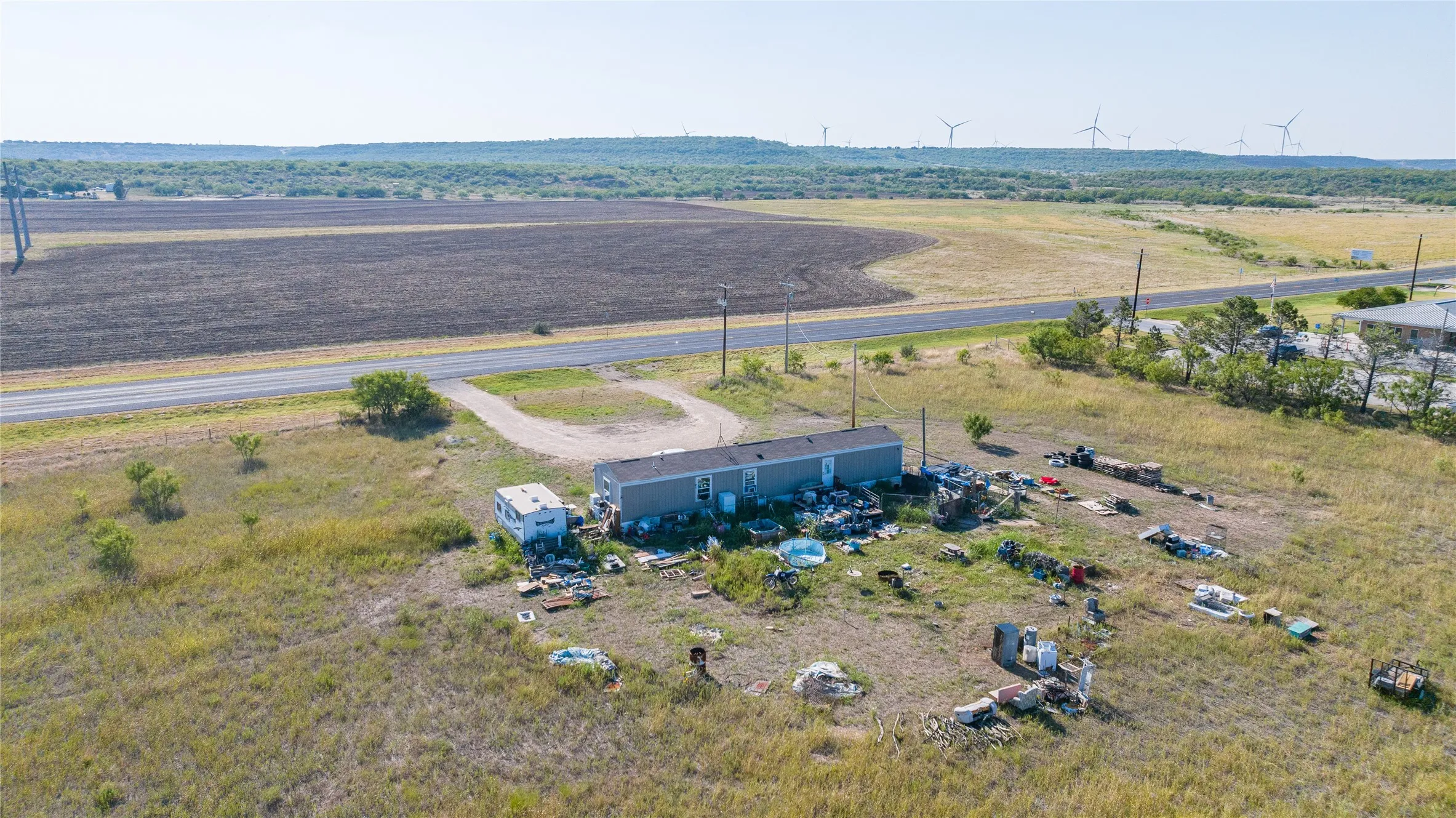 Single Family Residence For Sale in Callahan County , 104 US Highway 283 N, Baird, Texas 79504, 4 Bedroom, 2 Bathroom, 2 Garage spaces, 2,349 Sqft, built in 1996, mls#21374090, Real Estate Agent in Baird, Homes For Sale in Callahan county, Homes For Sale in Baird, Realtor in Baird Texas, Real Estate Brokerage Independent Realty Texas, Luminita Cordes Realtor