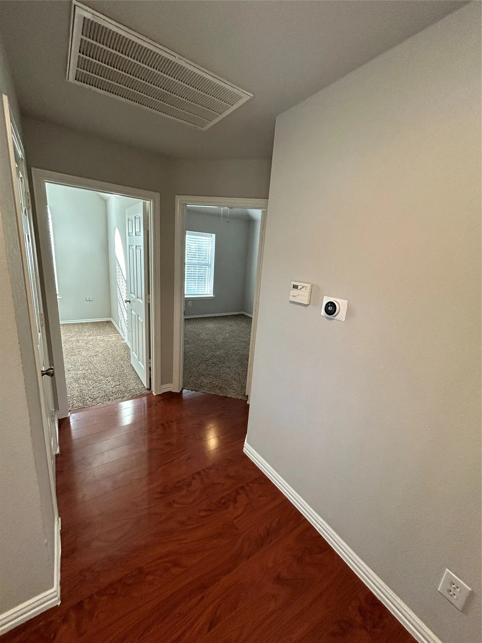 Single Family Residence For Rent in Denton County , 4108 1 Place Lane, Flower Mound, Texas 75028, 3 Bedroom, 3 Bathroom, 2 Garage spaces, 1,383 Sqft, built in 1995, mls#21374175, Real Estate Agent in Flower Mound, Homes For Rent in Denton county, Homes For Rent in Flower Mound, Realtor in Flower Mound Texas, Real Estate Brokerage Independent Realty Texas, Luminita Cordes Realtor