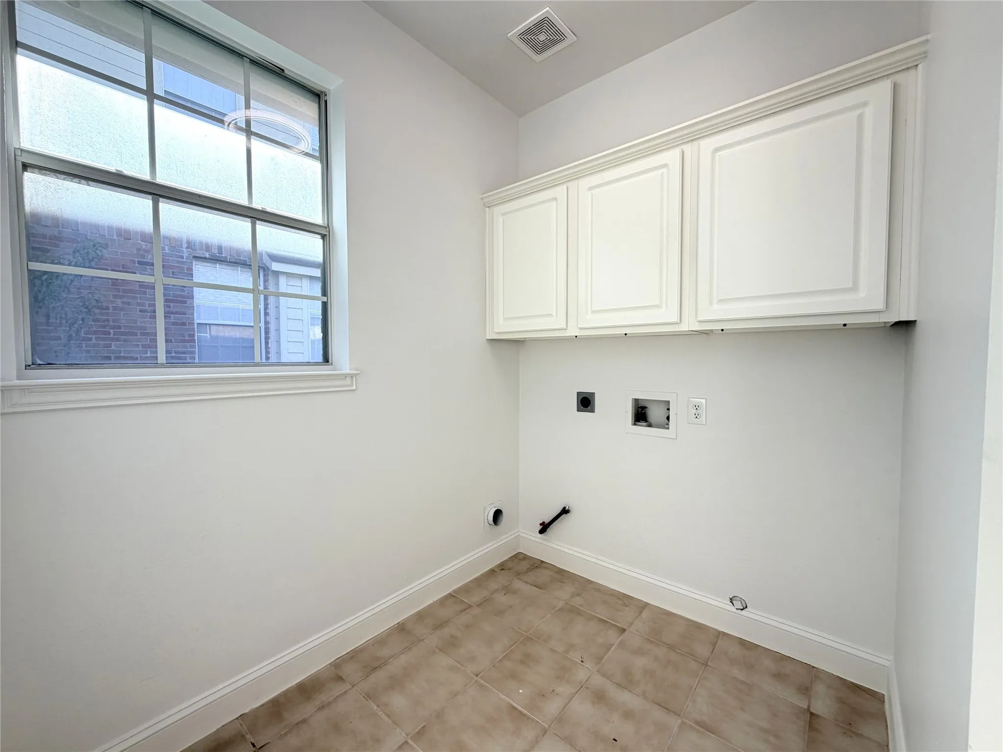 Single Family Residence For Rent in Collin County , 5401 Keating Court, Richardson, Texas 75082, 4 Bedroom, 3 Bathroom, 2 Garage spaces, 2,551 Sqft, built in 1997, mls#21370720, Real Estate Agent in Richardson, Homes For Rent in Collin county, Homes For Rent in Richardson, Realtor in Richardson Texas, Real Estate Brokerage Independent Realty Texas, Luminita Cordes Realtor