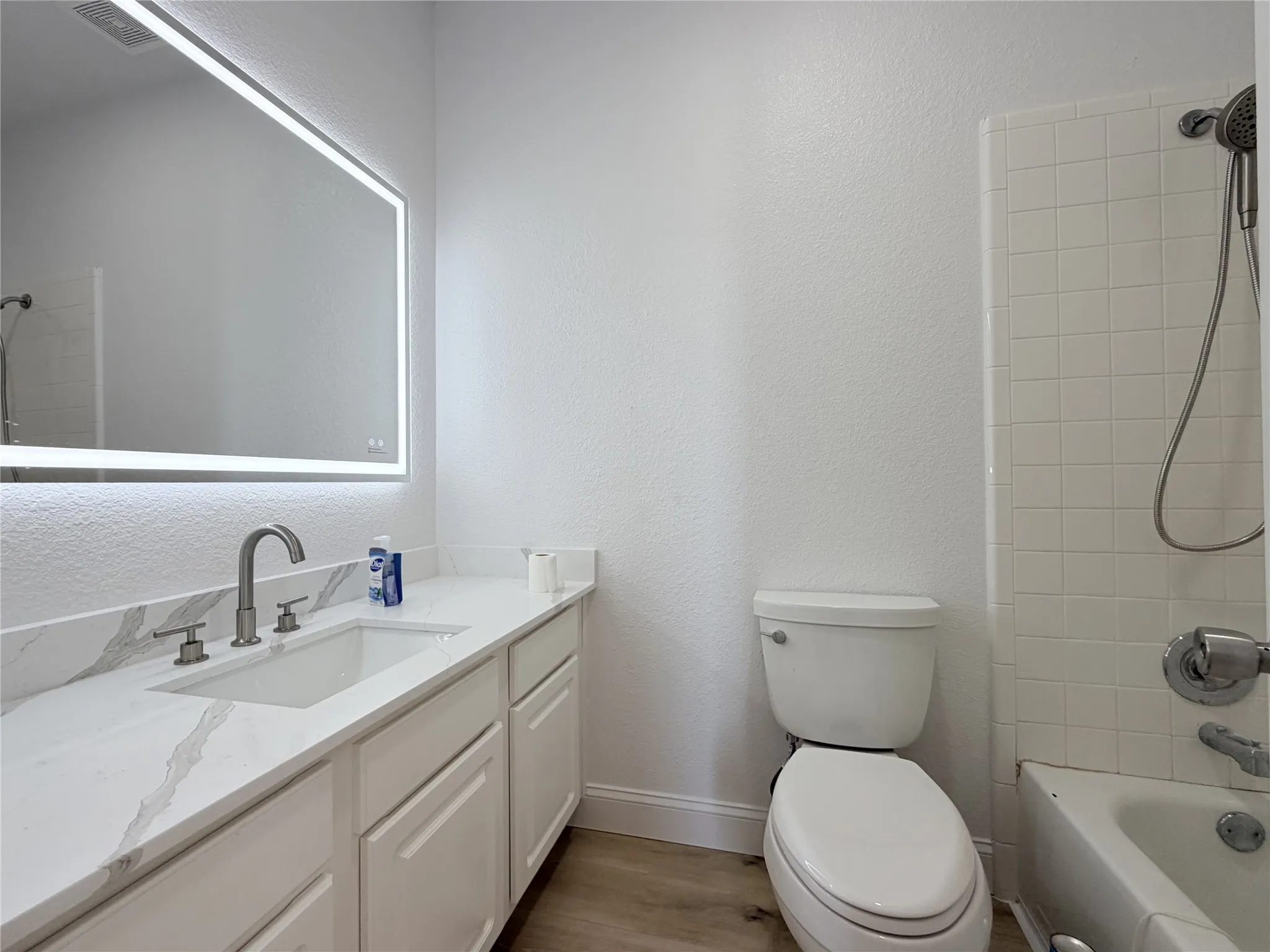 Single Family Residence For Rent in Collin County , 5401 Keating Court, Richardson, Texas 75082, 4 Bedroom, 3 Bathroom, 2 Garage spaces, 2,551 Sqft, built in 1997, mls#21370720, Real Estate Agent in Richardson, Homes For Rent in Collin county, Homes For Rent in Richardson, Realtor in Richardson Texas, Real Estate Brokerage Independent Realty Texas, Luminita Cordes Realtor