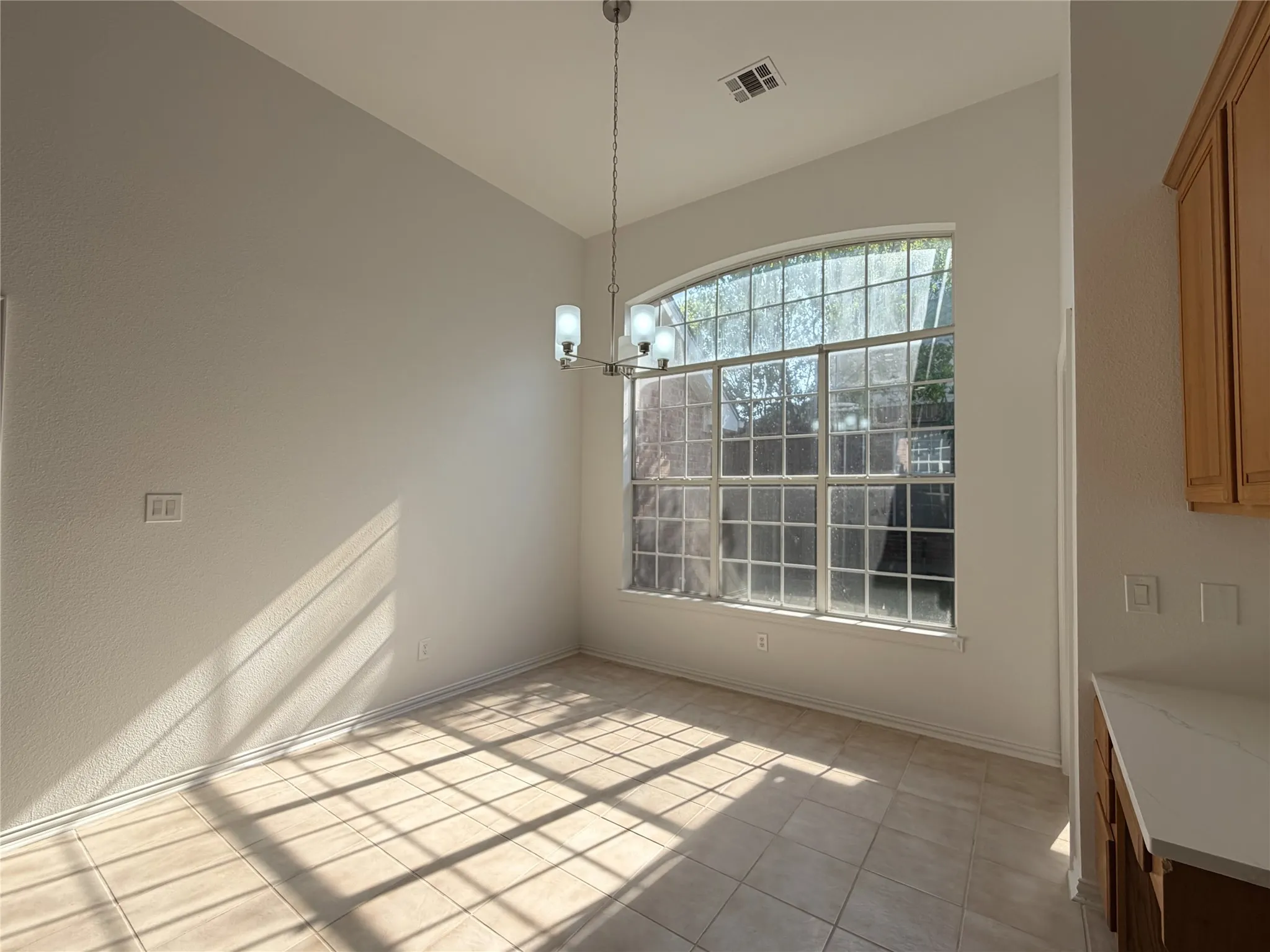 Single Family Residence For Rent in Collin County , 5401 Keating Court, Richardson, Texas 75082, 4 Bedroom, 3 Bathroom, 2 Garage spaces, 2,551 Sqft, built in 1997, mls#21370720, Real Estate Agent in Richardson, Homes For Rent in Collin county, Homes For Rent in Richardson, Realtor in Richardson Texas, Real Estate Brokerage Independent Realty Texas, Luminita Cordes Realtor