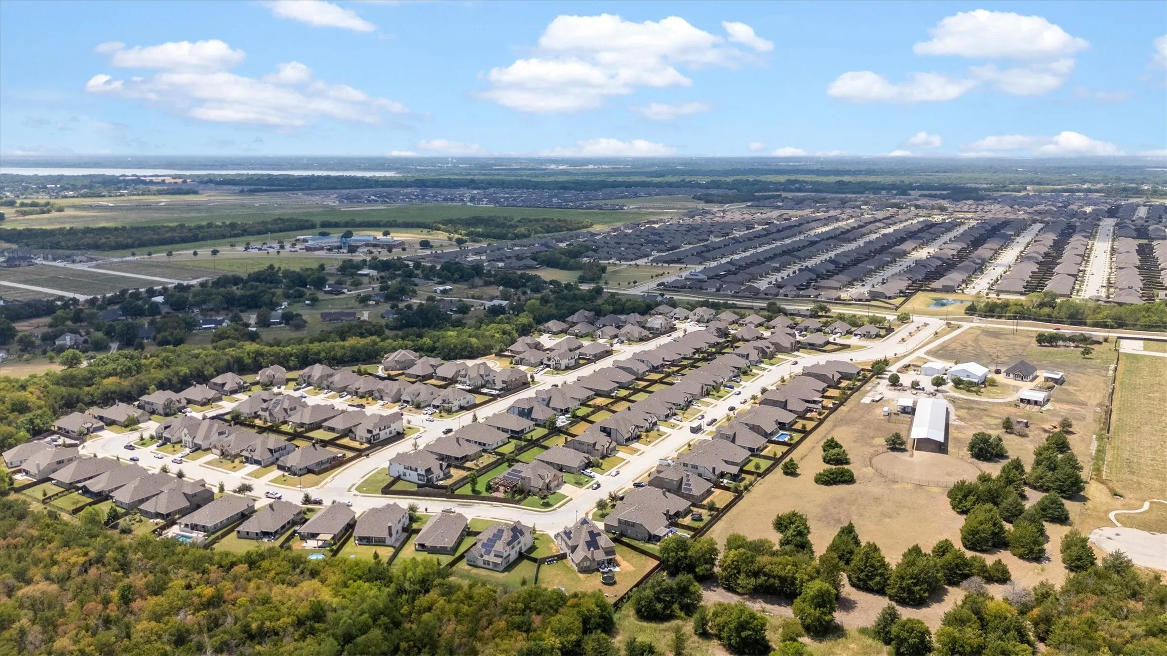 Single Family Residence For Sale in Collin County , 211 Nickolas Drive, Princeton, Texas 75407, 3 Bedroom, 2 Bathroom, 2 Garage spaces, 1,606 Sqft, built in 2021, mls#21372607, Real Estate Agent in Princeton, Homes For Sale in Collin county, Homes For Sale in Princeton, Realtor in Princeton Texas, Real Estate Brokerage Independent Realty Texas, Luminita Cordes Realtor