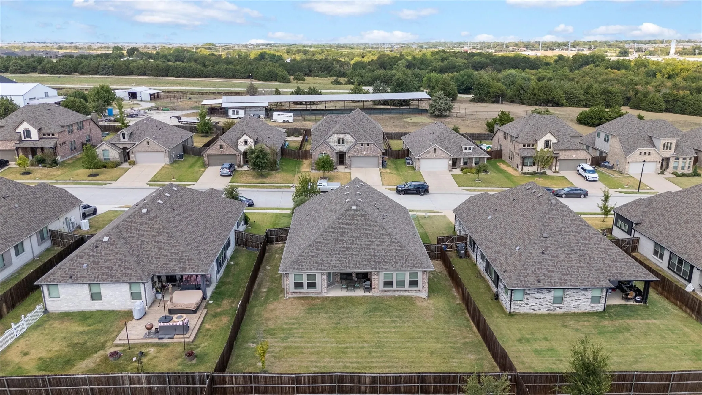 Single Family Residence For Sale in Collin County , 211 Nickolas Drive, Princeton, Texas 75407, 3 Bedroom, 2 Bathroom, 2 Garage spaces, 1,606 Sqft, built in 2021, mls#21372607, Real Estate Agent in Princeton, Homes For Sale in Collin county, Homes For Sale in Princeton, Realtor in Princeton Texas, Real Estate Brokerage Independent Realty Texas, Luminita Cordes Realtor